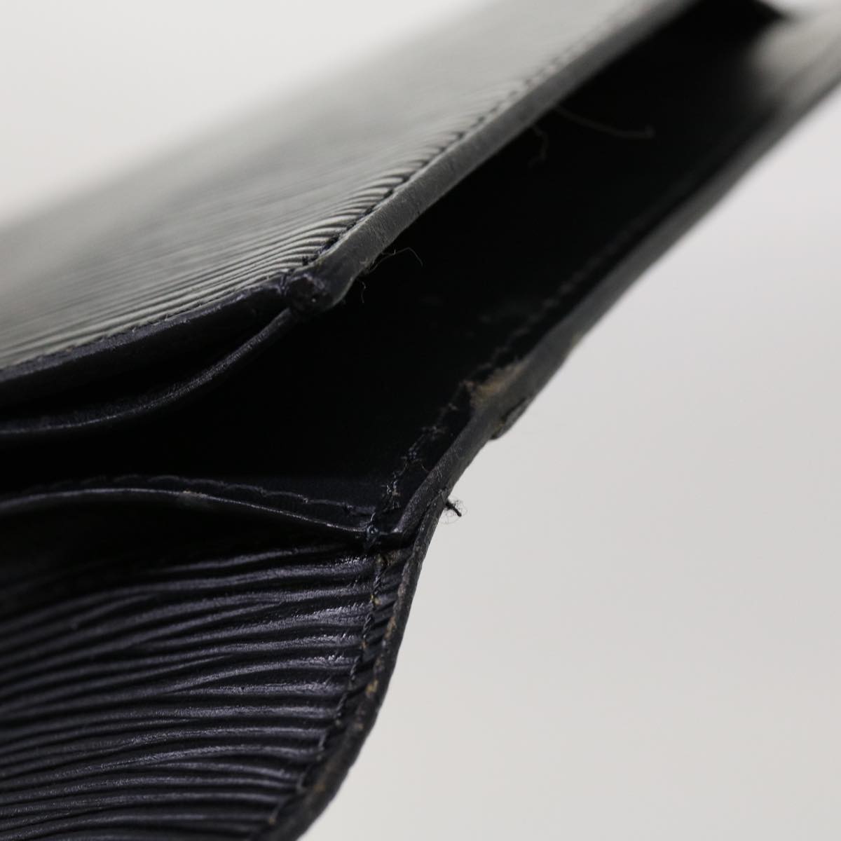 LOUIS VUITTON Epi Montaigne 27 Clutch Bag Black M52652 LV 69871