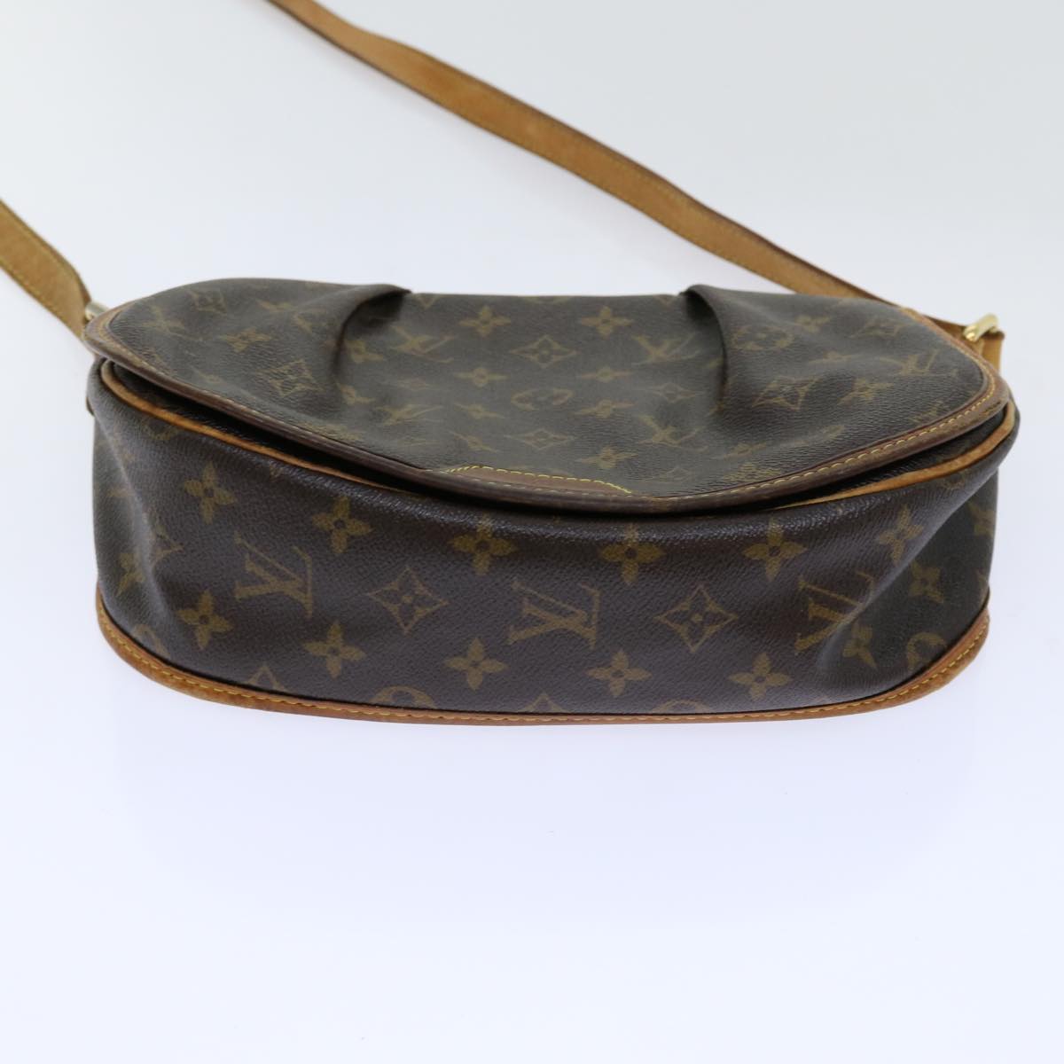 LOUIS VUITTON Monogram Menilmontant PM Shoulder Bag M40474 LV 69878