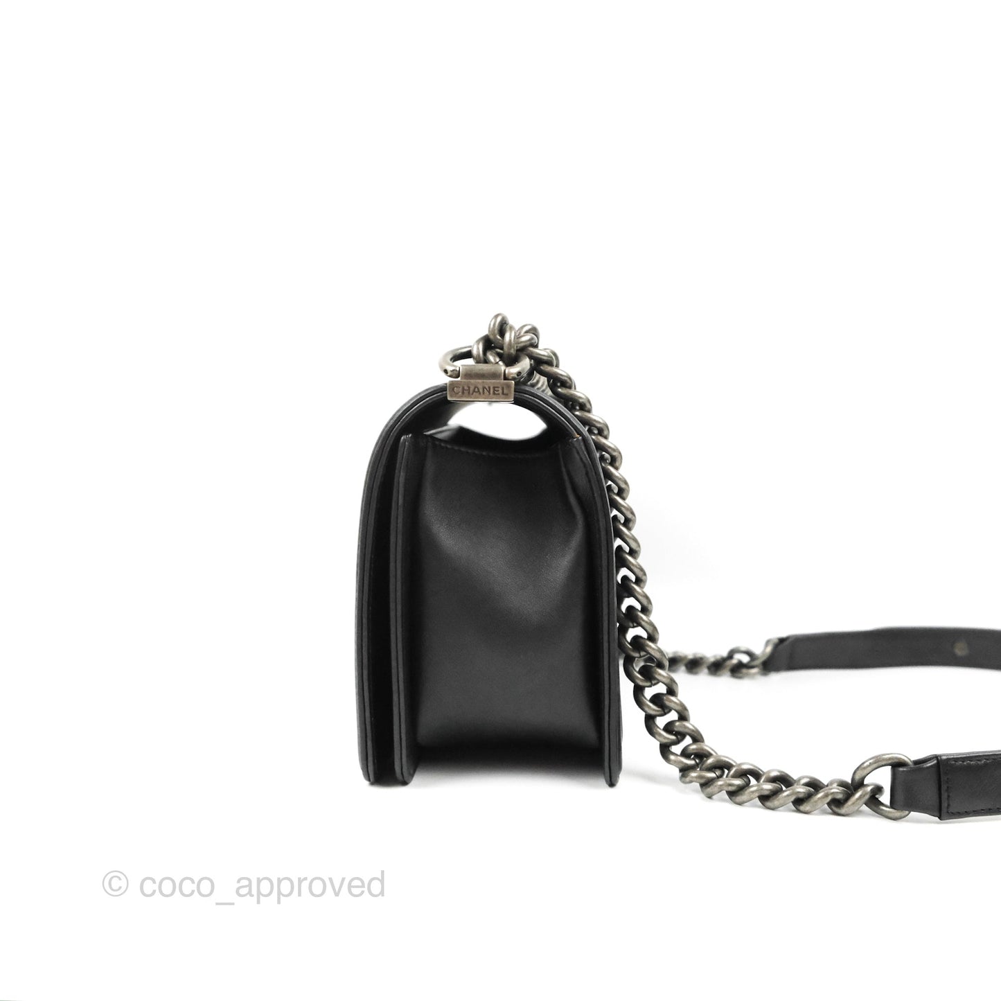 Chanel Quilted Medium Boy Black Calfskin Ruthenium Hardware