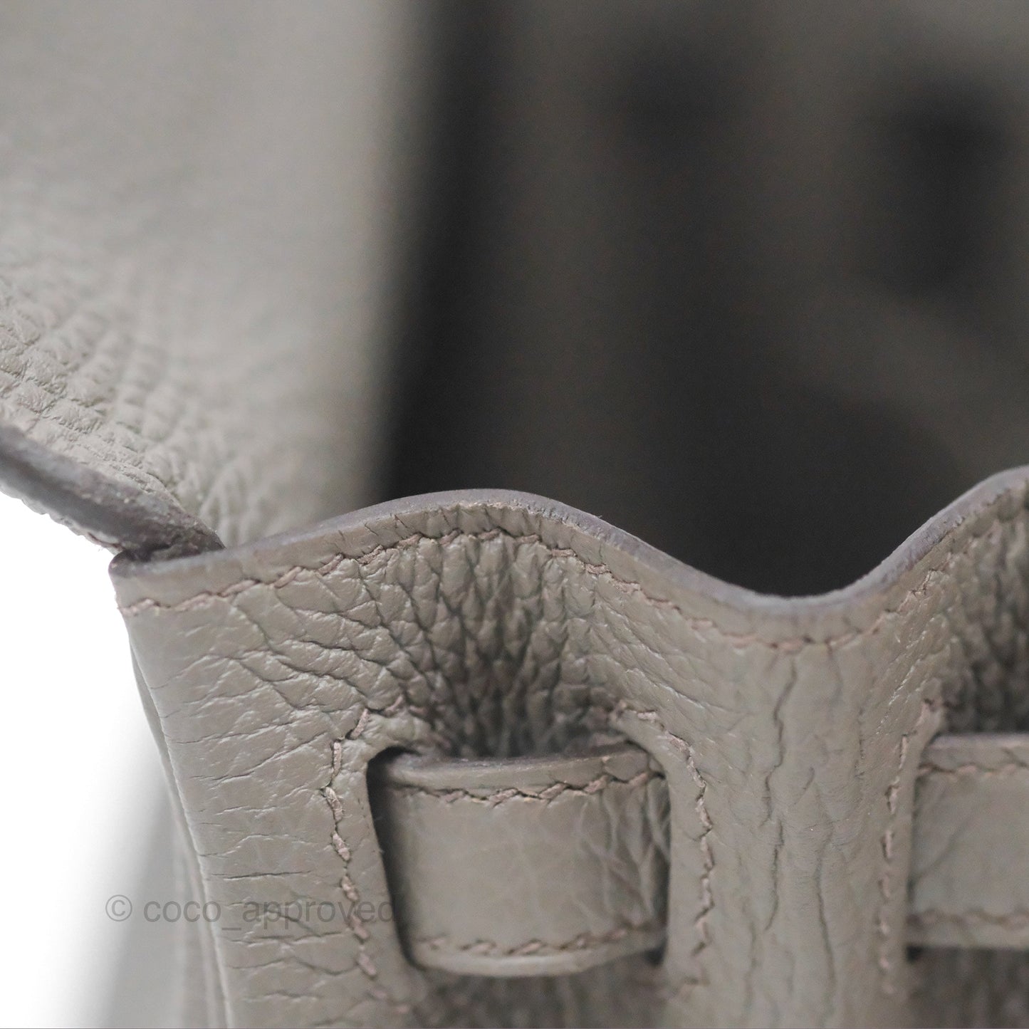 Hermès Kelly 25 Retourne Gris Etain 8F Togo Gold Hardware