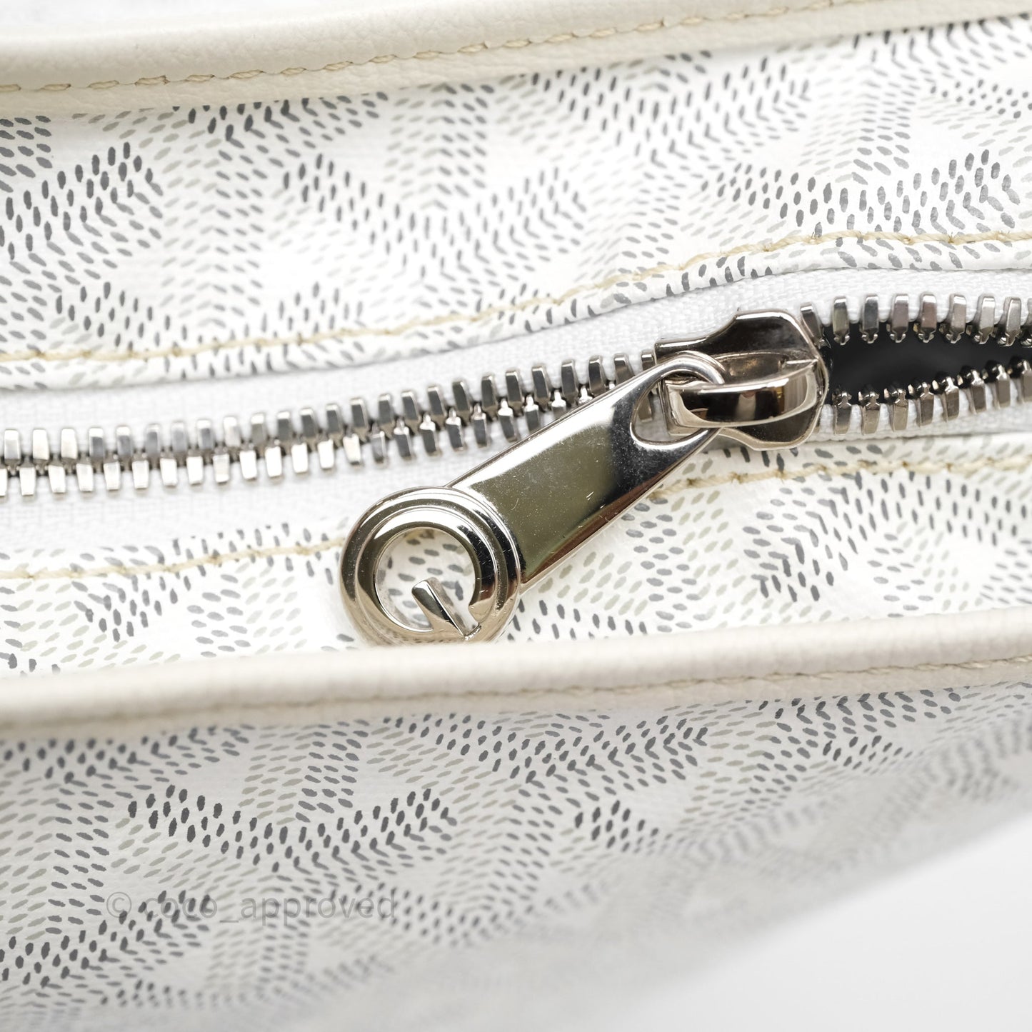 Goyard Bohème Hobo Bag PM White Goyardine Canvas
