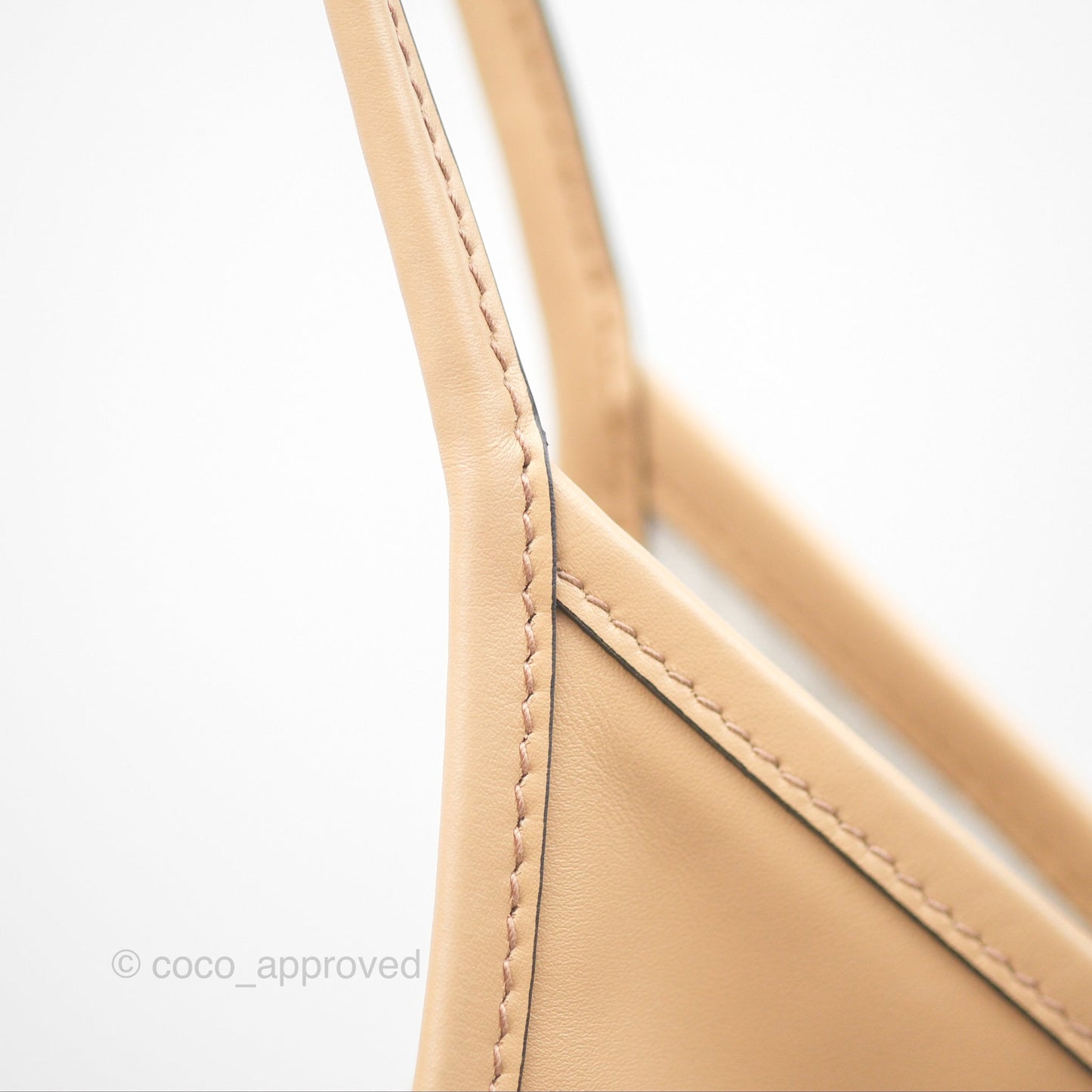 Miu Miu Ivy Leather Bag Beige