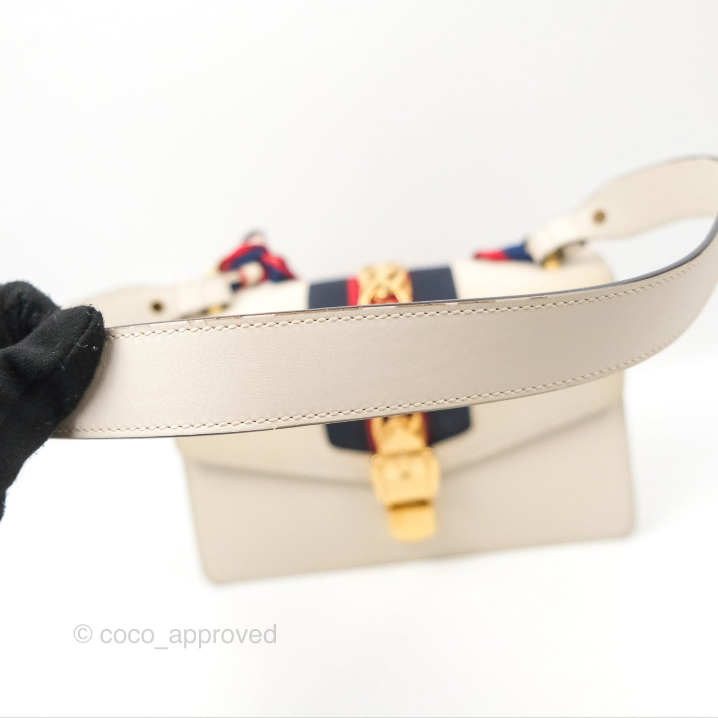 Gucci Calfskin Small Sylvie Shoulder Bag White