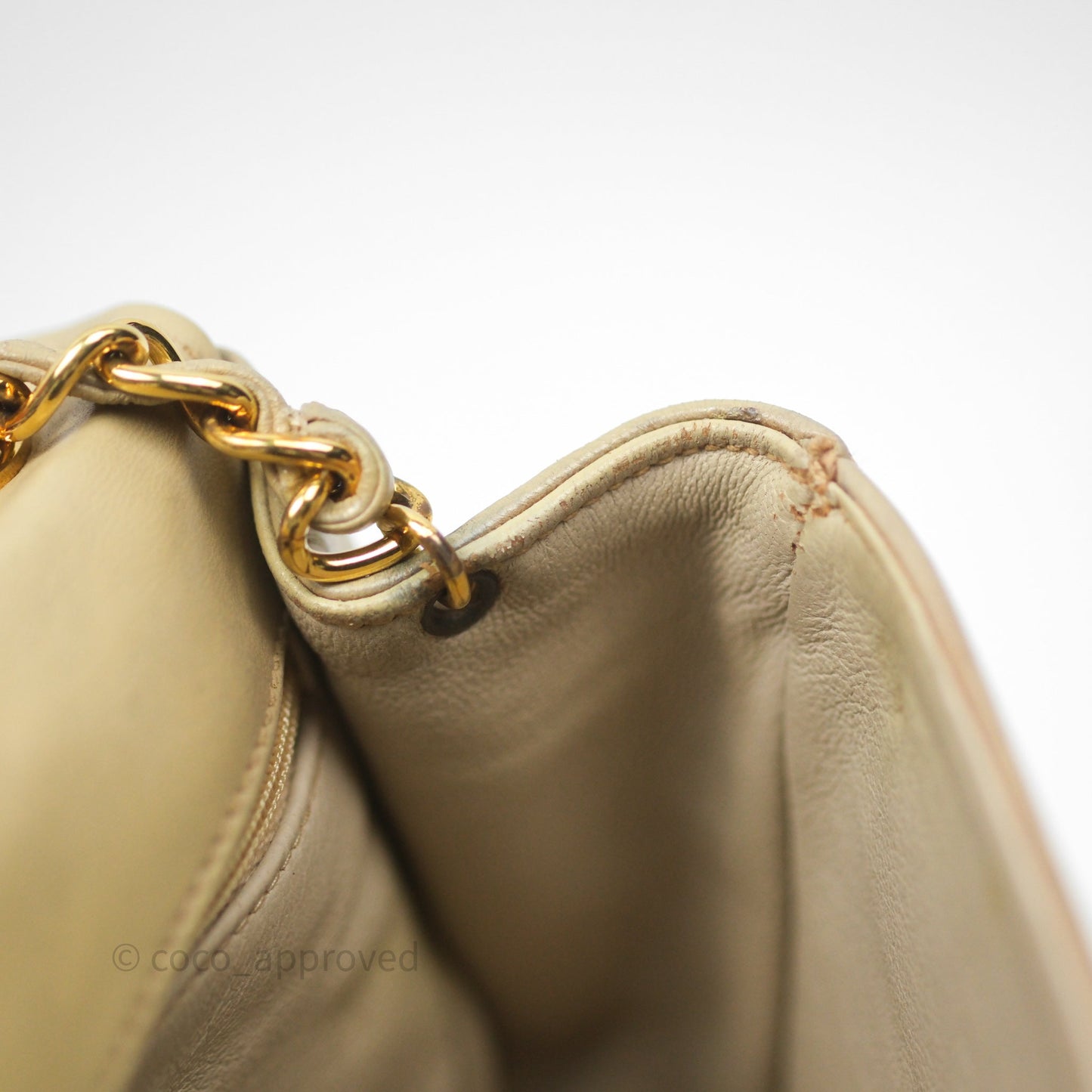 Chanel Vintage CC Flap Bag Beige Lambskin Gold Hardware