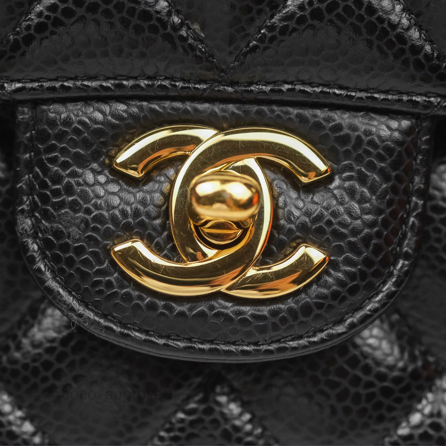 Chanel Classic M/L Medium Flap Quilted Black Caviar Gold Hardware