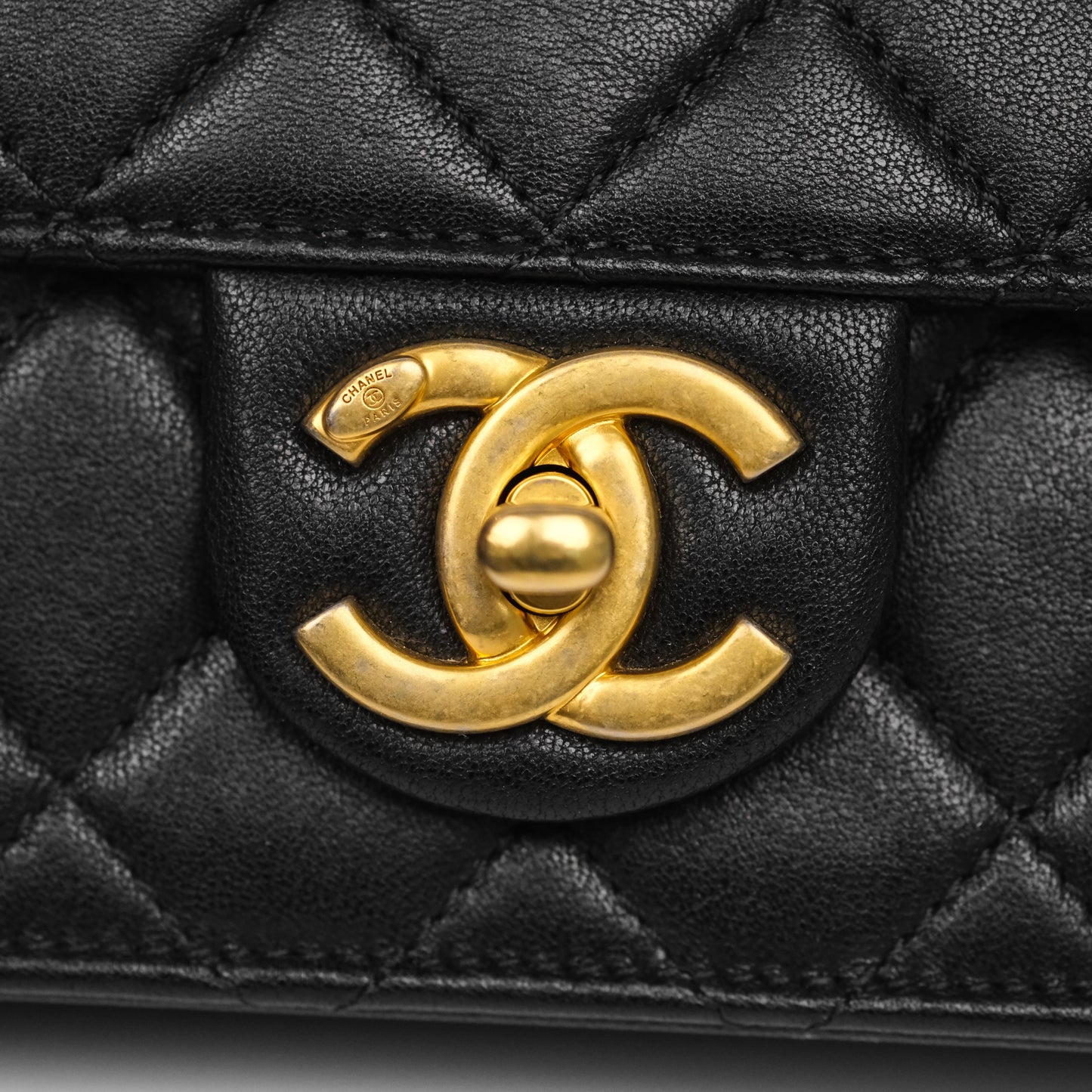 Chanel Small Chic Pearls Flap Quilted Black Goatskin Aged Gold Hardware