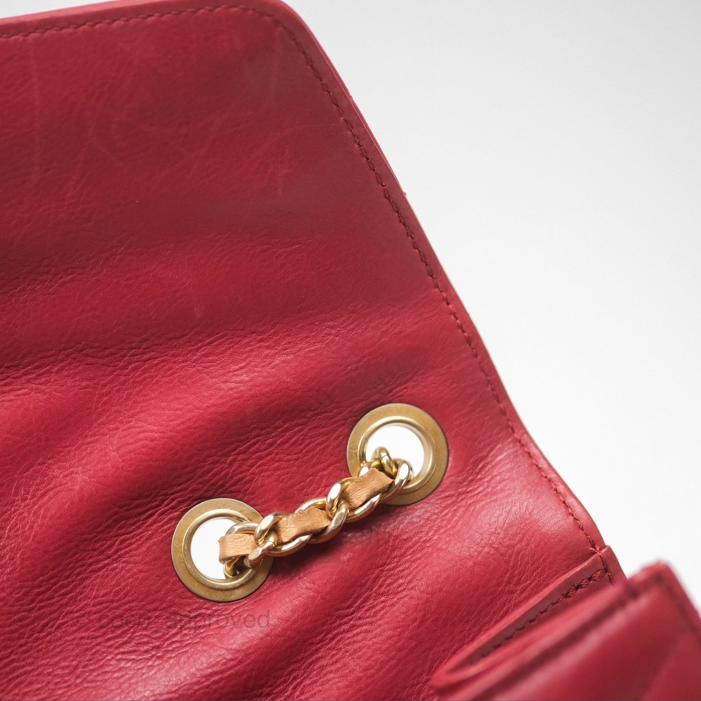 Chanel Chevron Shoulder Bag Red Calfskin Aged Gold Hardware