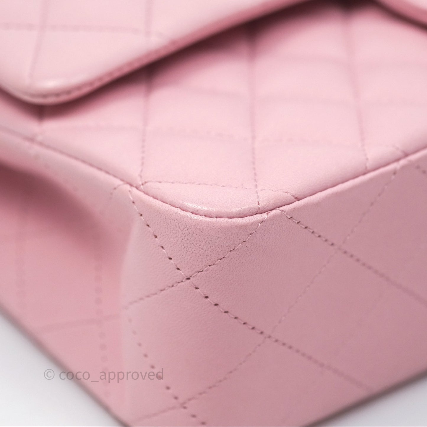 Chanel Classic M/L Medium Flap Quilted Pink Lambskin Gold Hardware