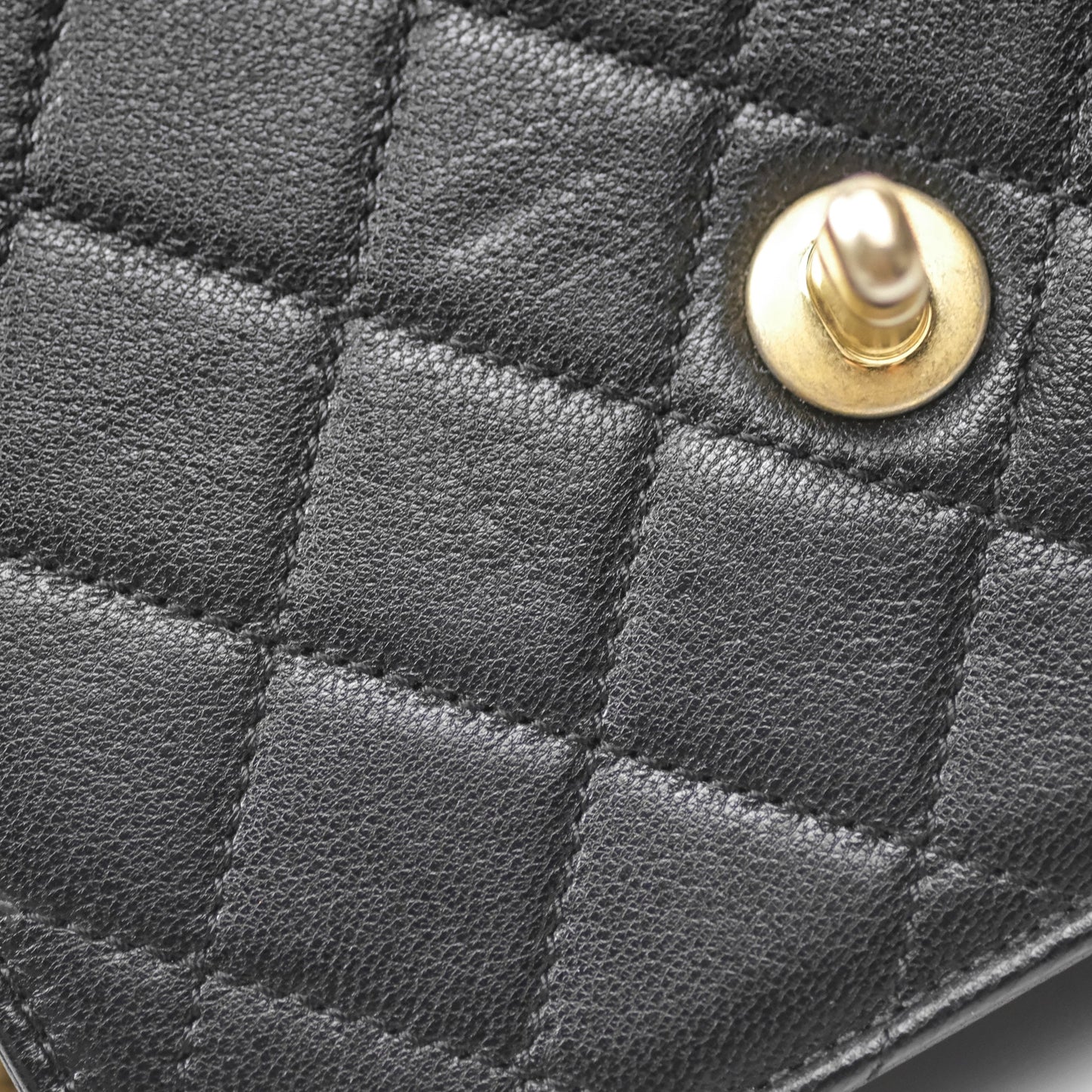 Chanel Quilted Chic Logo Pearls Flap Black Goatskin Aged Gold Hardware
