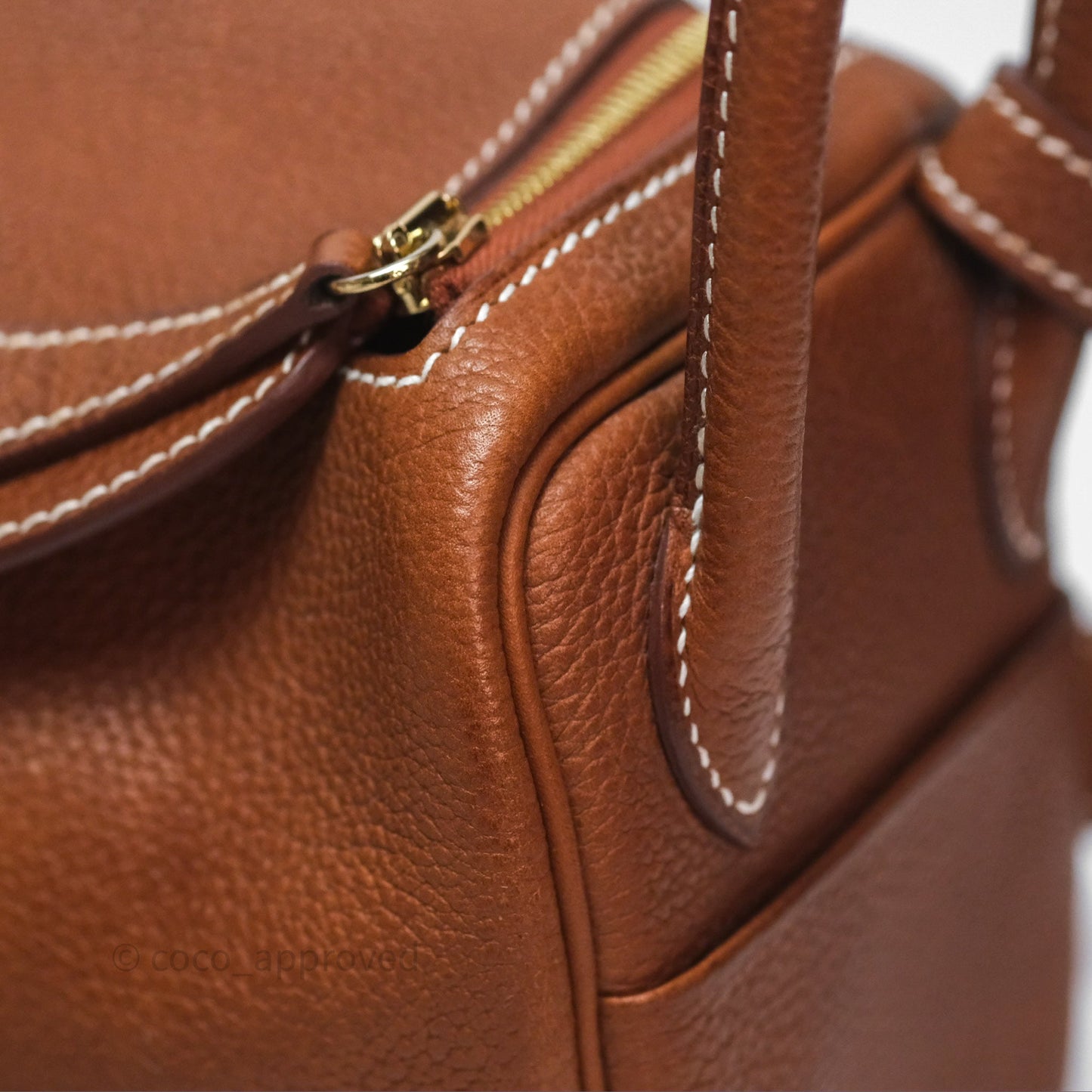 Hermès Mini Lindy 20 Fauve 34 Barenia Gold Hardware