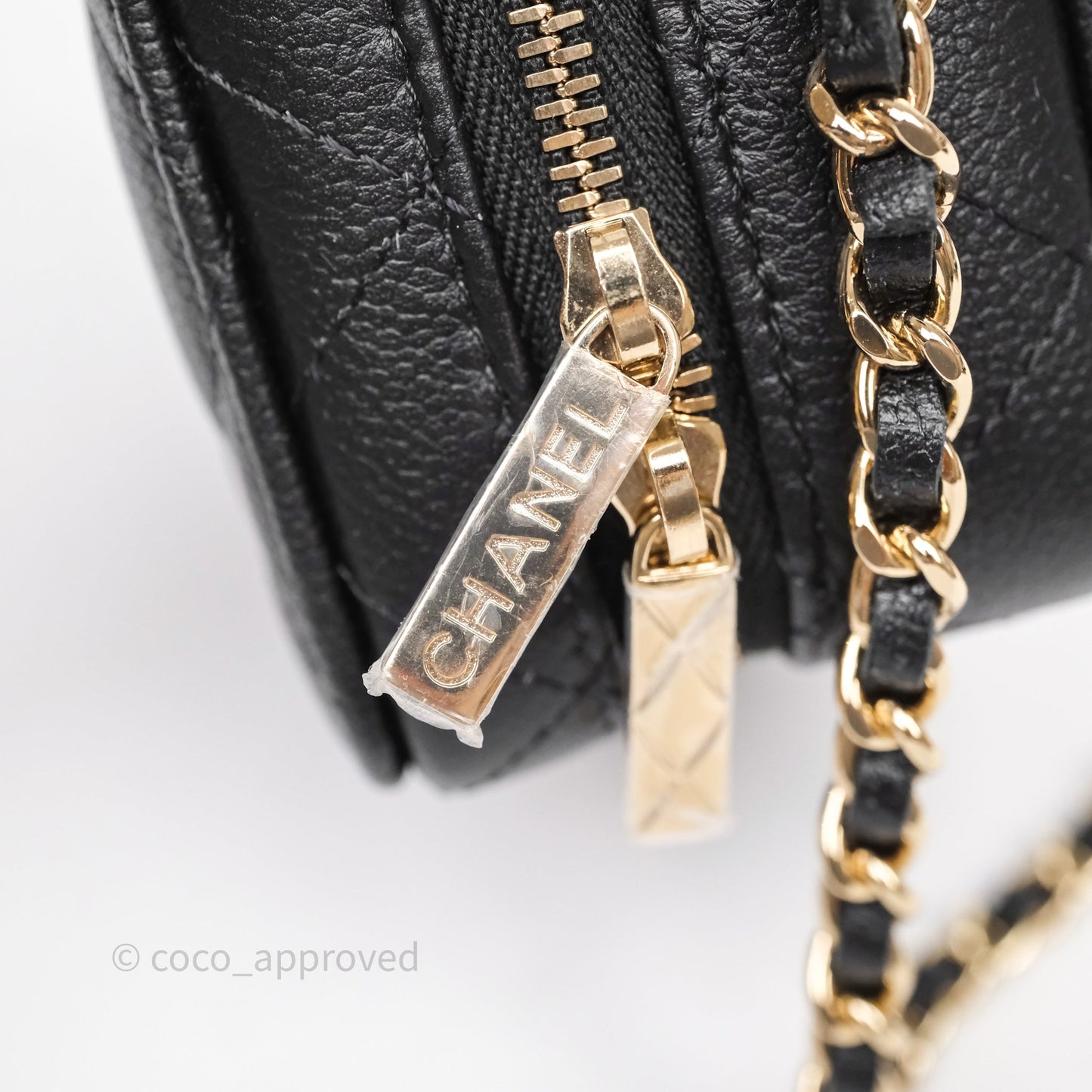 Chanel Quilted Top Handle Mini Vanity Case Black Caviar Gold Hardware