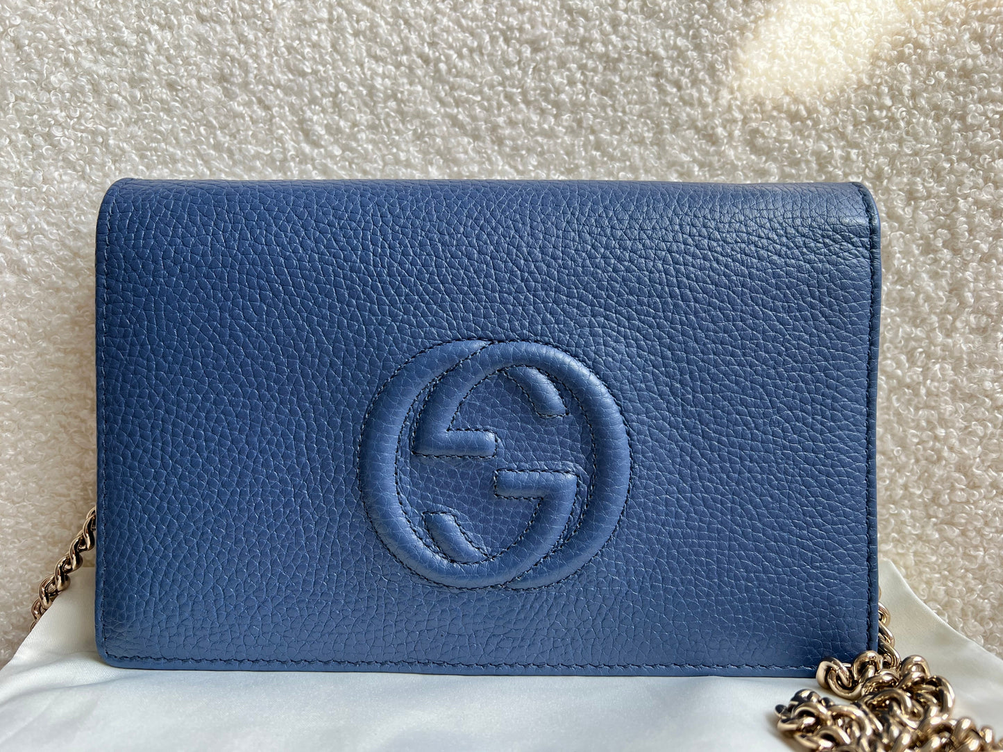 Luxury Gucci Trending 2025 Blue Soho Chain Wallet