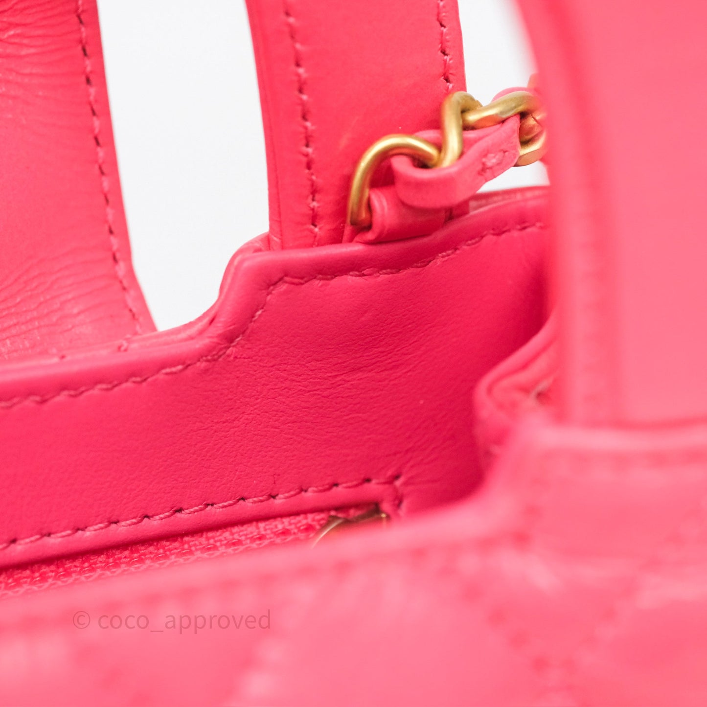 Chanel Kelly Bag Pink Shiny Calfskin Aged Gold Hardware