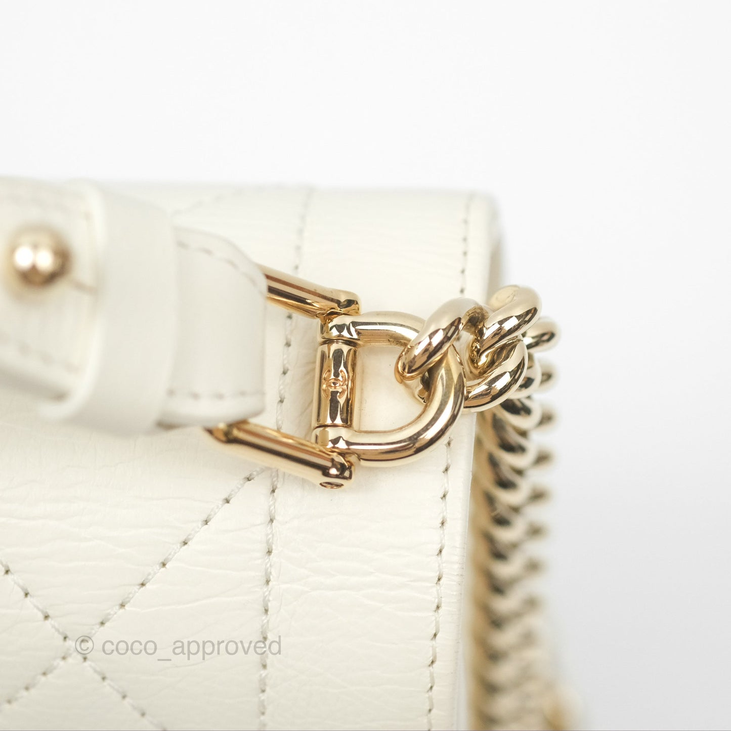 Chanel Quilted Label Click Flap Bag White Grained Calfskin Gold Hardware