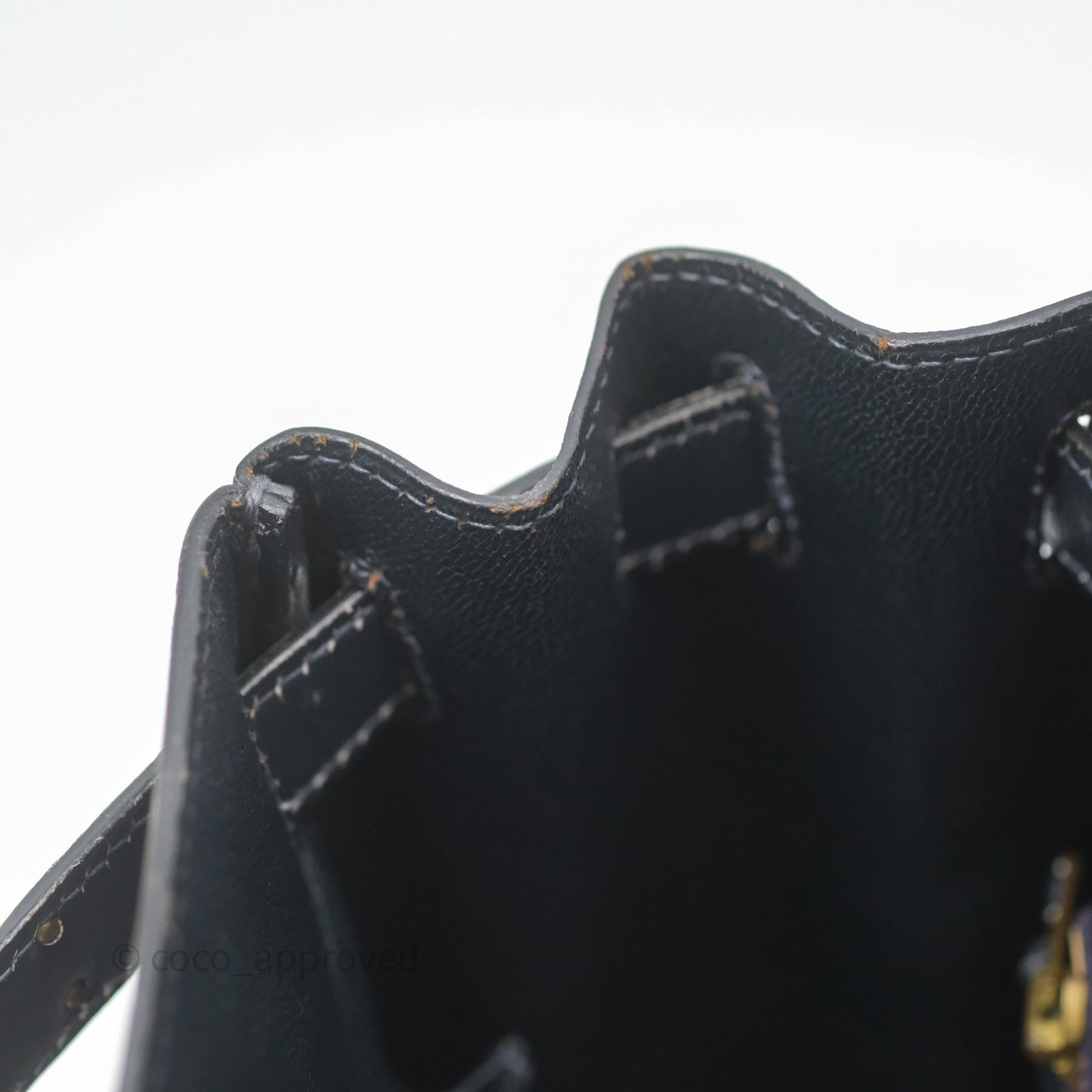 Hermès Vintage Kelly 28 Retourn Navy Box Leather Gold Hardware