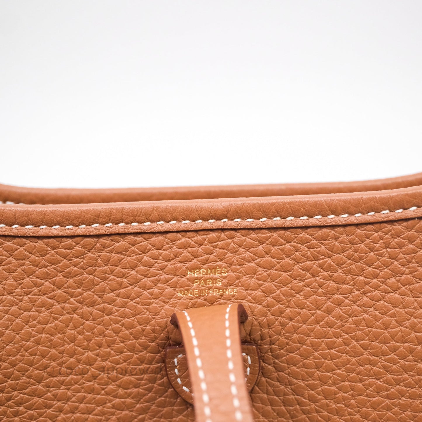 Hermès Mini Evelyne 16 Gold 37 Clemence Gold Hardware