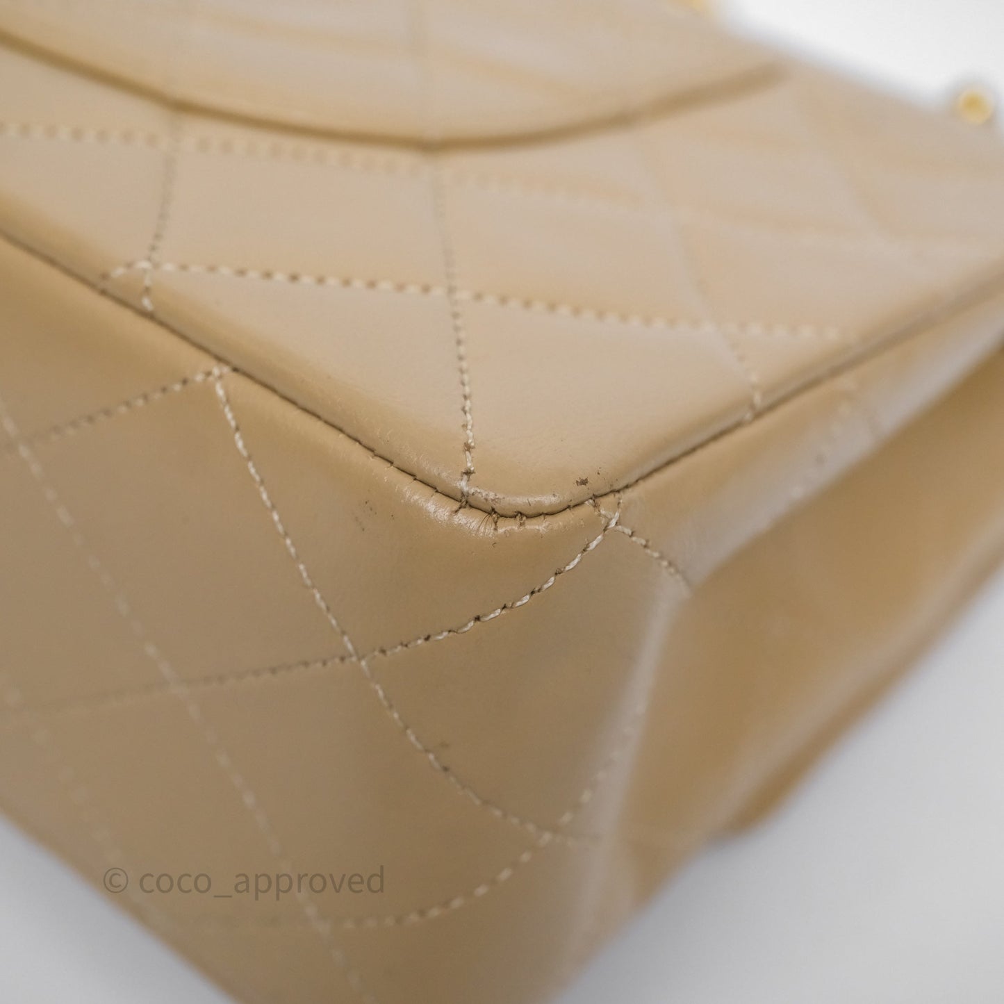 Chanel Vintage Medium Classic Flap Beige Lambskin 24K Gold Hardware
