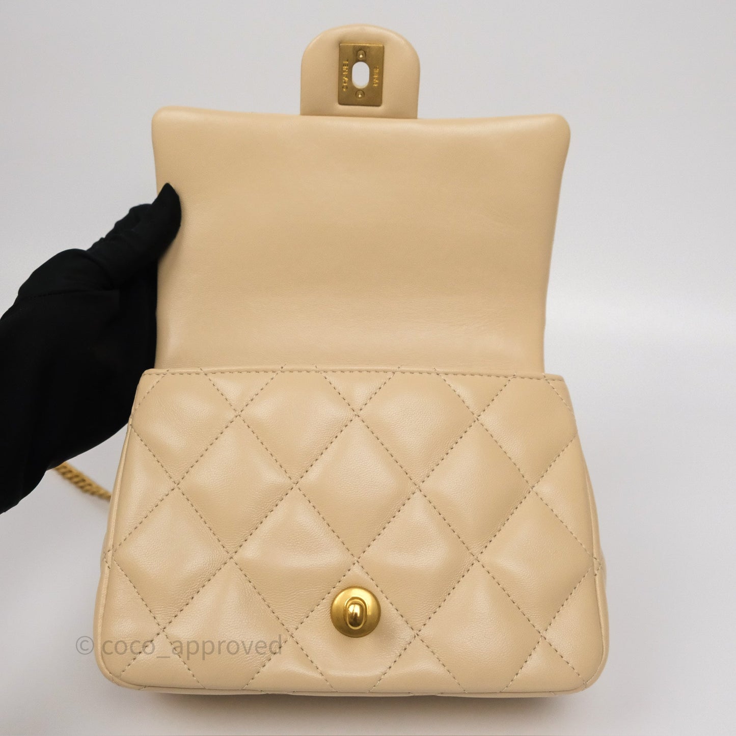 Chanel Sweetheart Mini Flap Beige Shiny Lambskin Aged Gold Hardware
