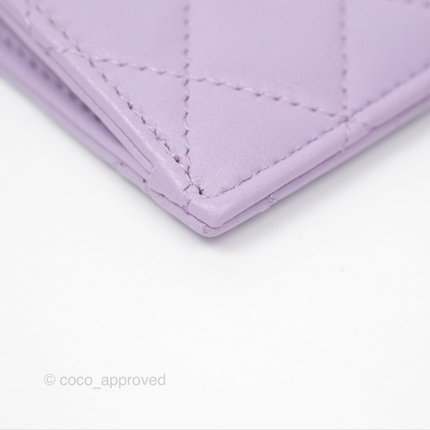 Chanel Pearl CC Zipped Card Holder Lilac Lambskin Gold Hardware 24P