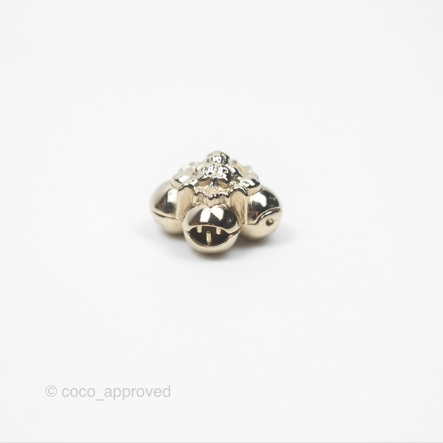 Chanel Magnetic Hair Accessory Hair Clip Set Gold Tone 22P