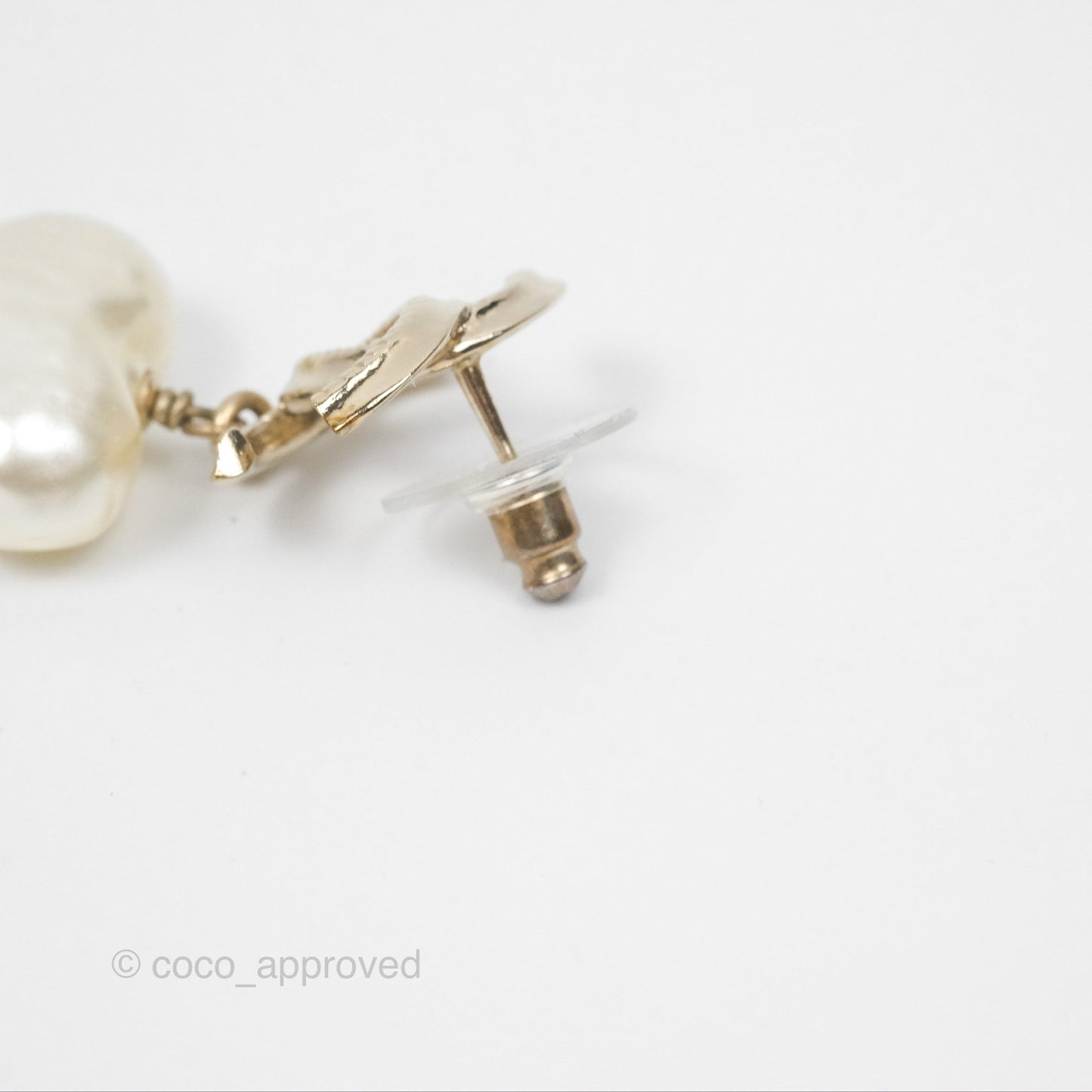 Chanel CC Pearl Heart Drop Earrings Gold Tone 22C