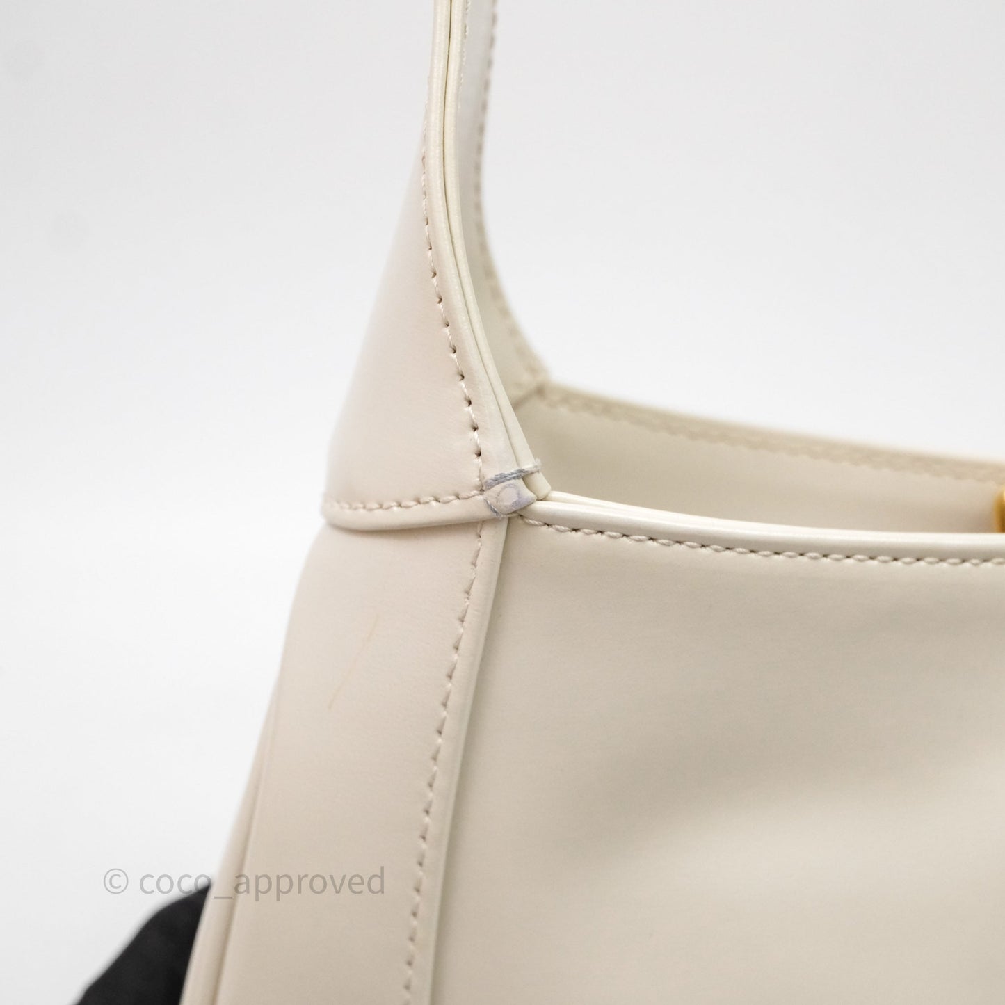 Gucci Jackie 1961 White Small Shoulder Bag Gold Hardware