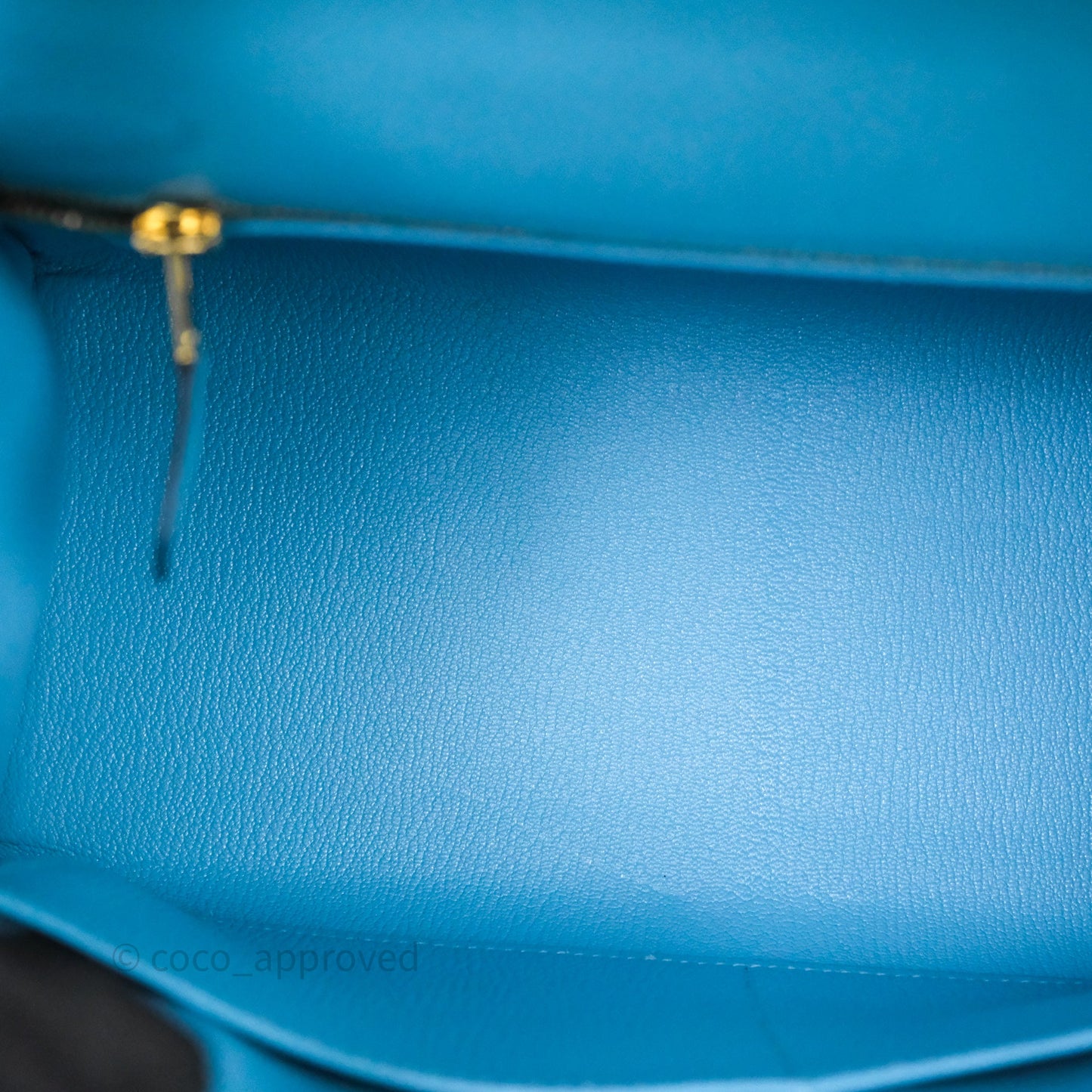Hermès Kelly 28 Bleu du Nord P3 Epsom Gold Hardware
