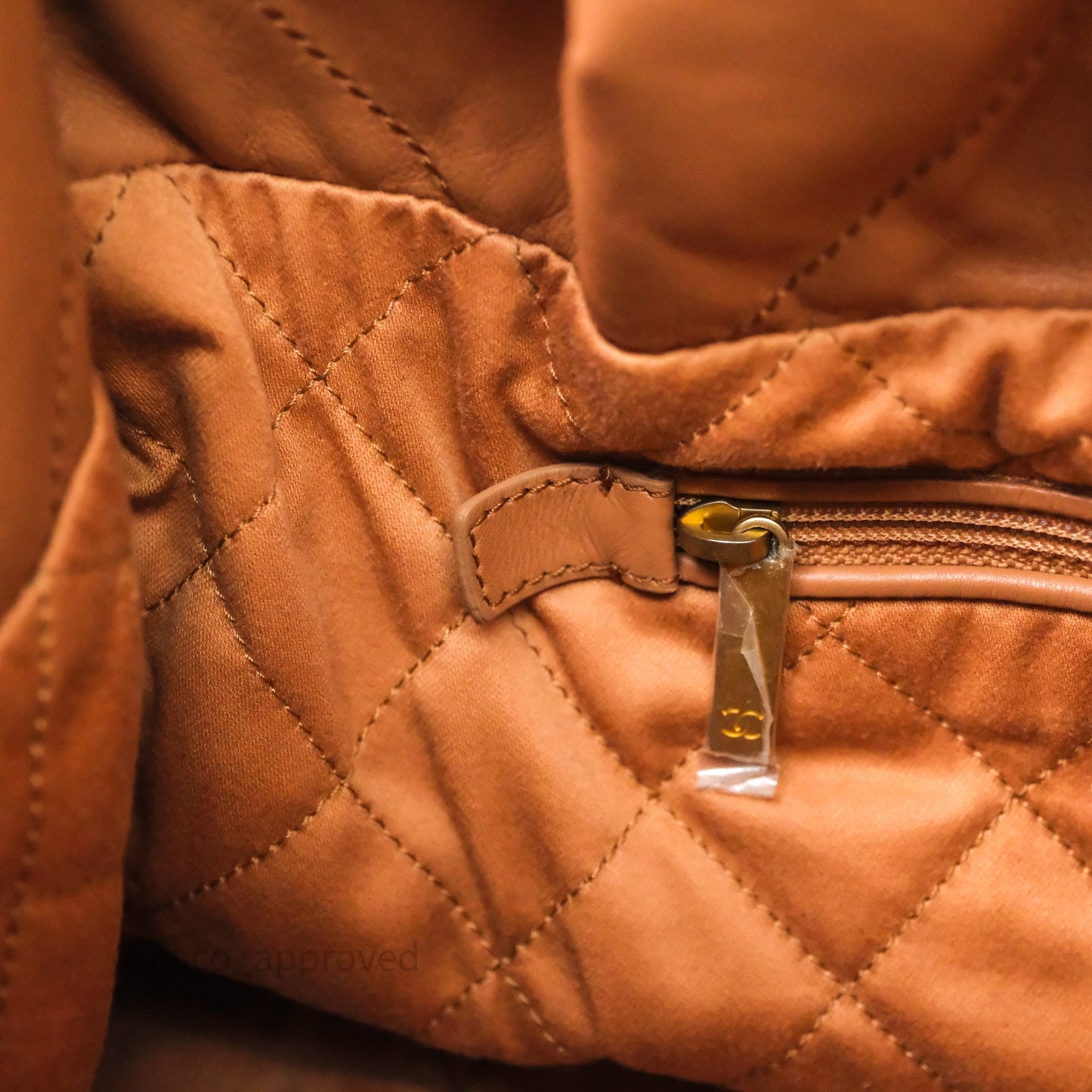 Chanel 22 Small Caramel Beige Shiny Calfskin Aged Gold Hardware