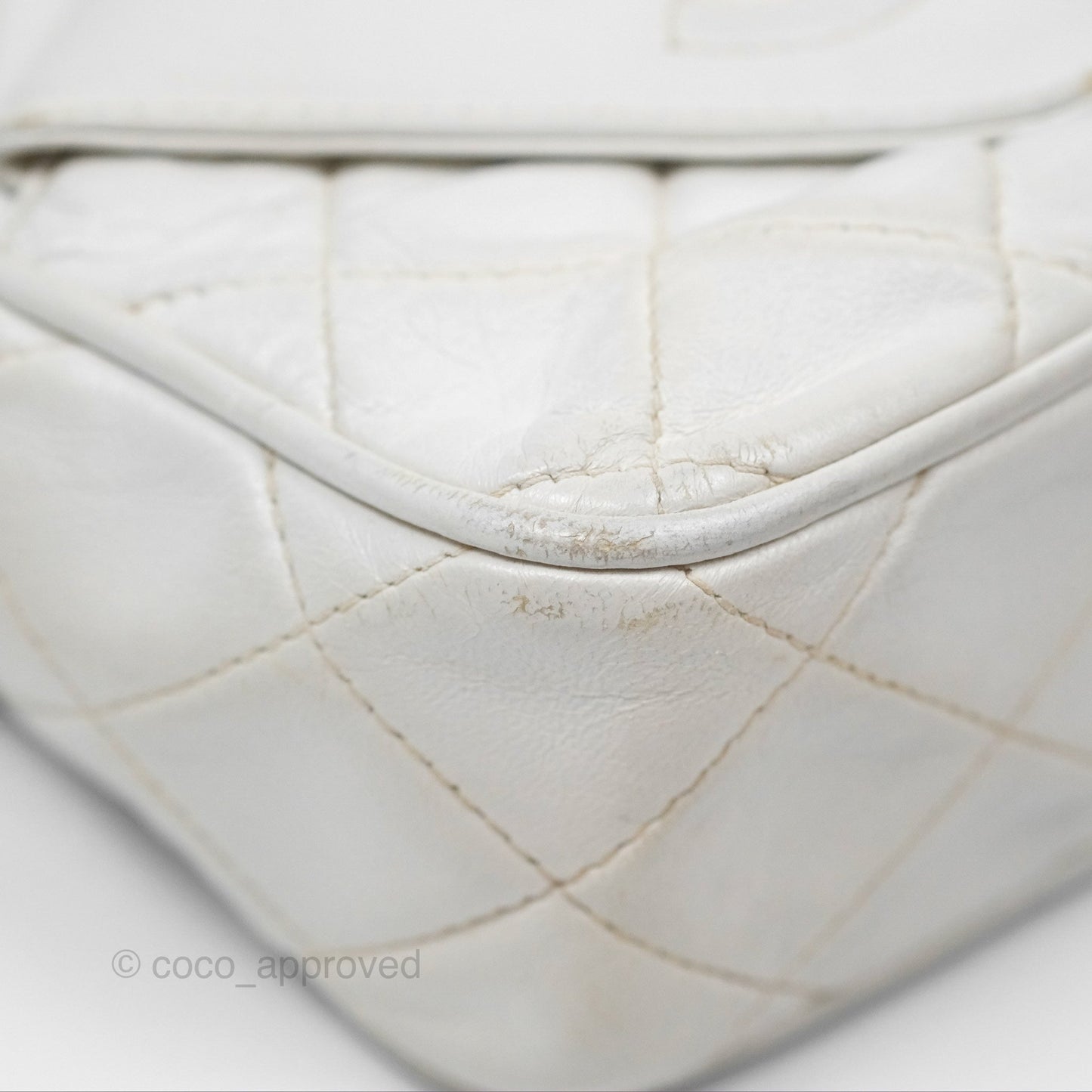 Chanel Vintage Small Camera Bag White Lambskin Gold Hardware