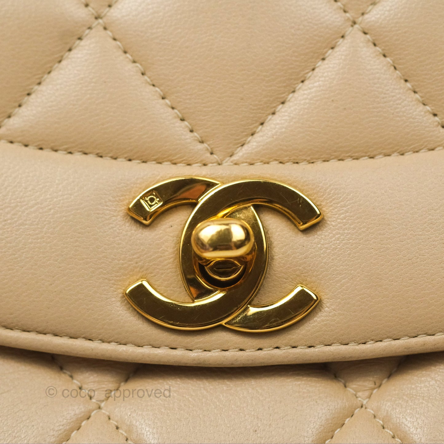 Chanel Vintage Small Quilted Classic Diana Flap Bag Beige Lambskin 24K Gold Hardware