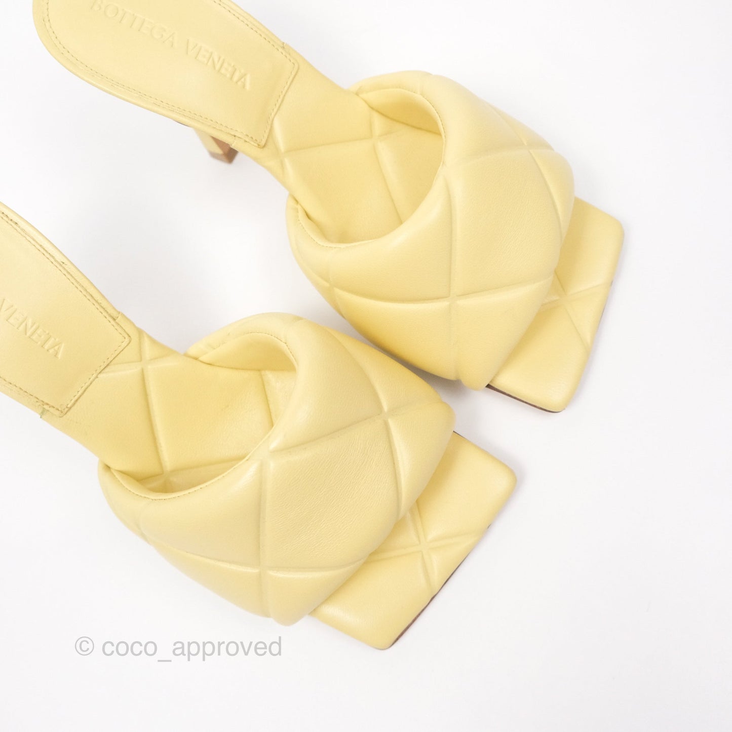 Bottega Veneta Lido Sandals Intrecciato Yellow Lambskin Size 35