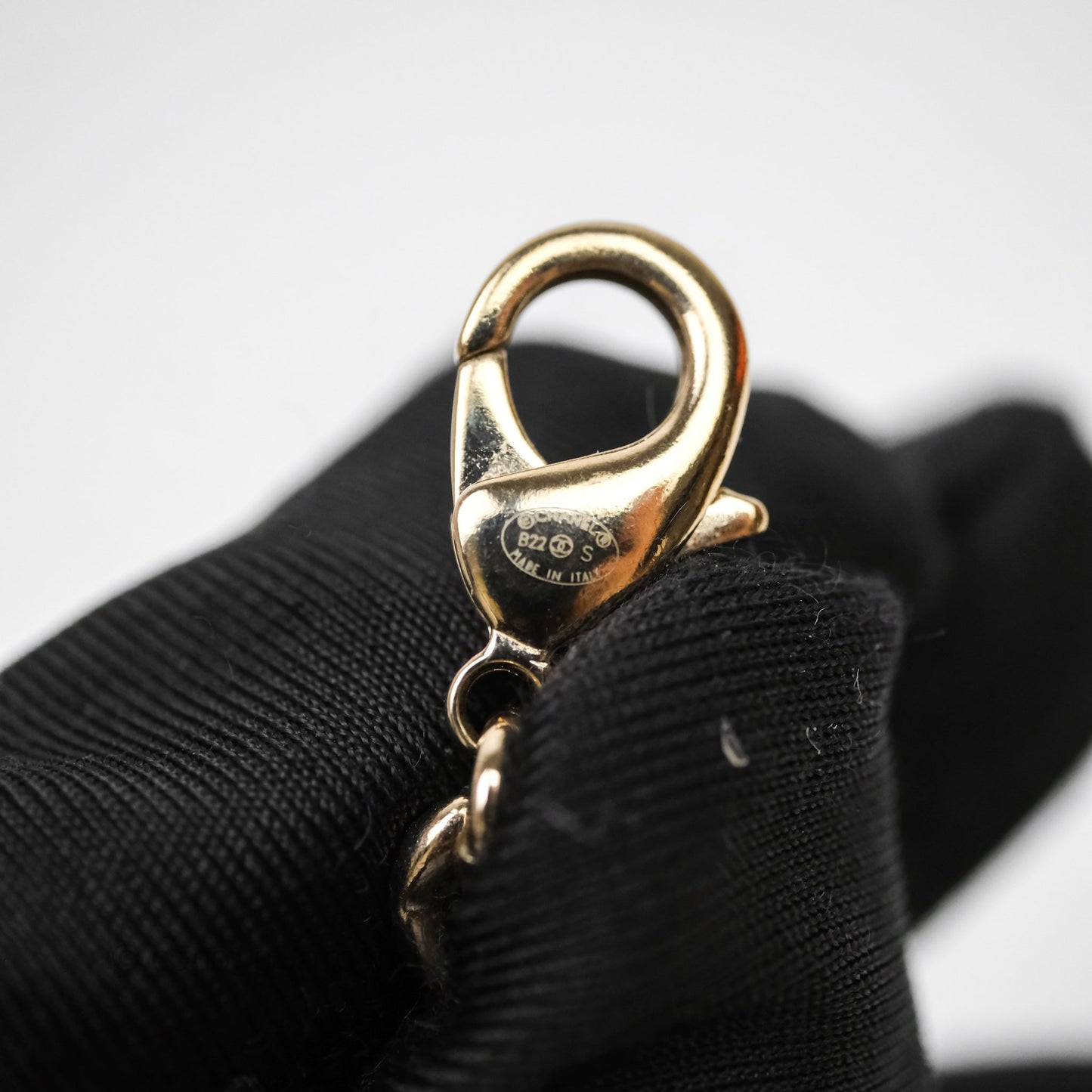 Chanel White CC Logo Chocker Gold Tone 22S