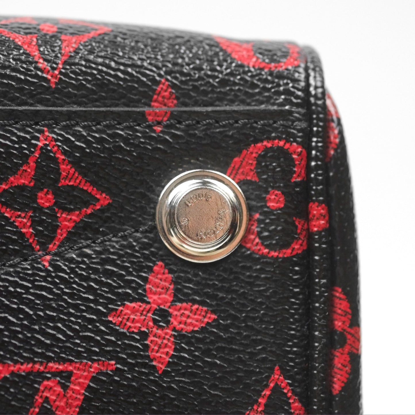 Louis Vuitton Dora Soft MM Monogram Infrarouge