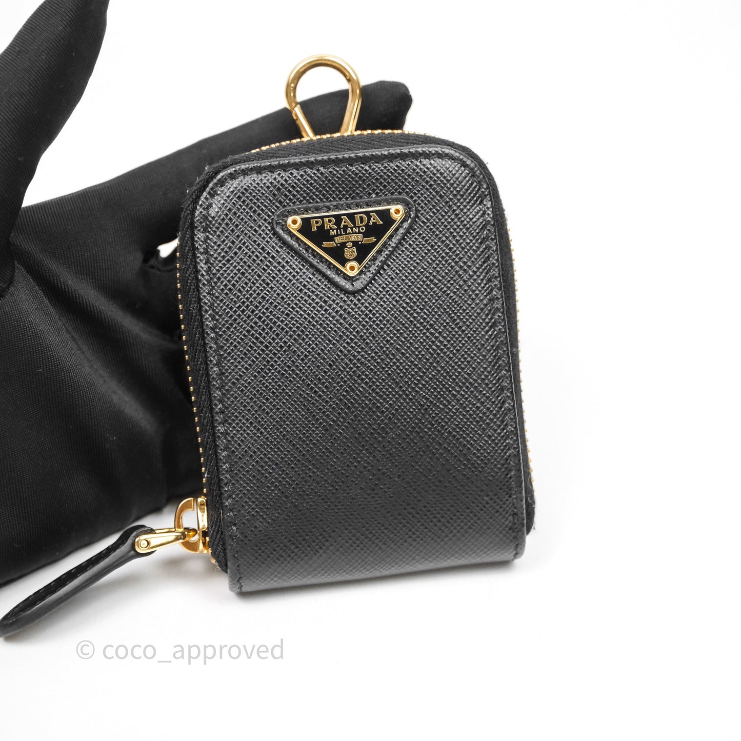 Prada Re-Edition 2005 Black Saffiano Leather Bag Gold Hardware