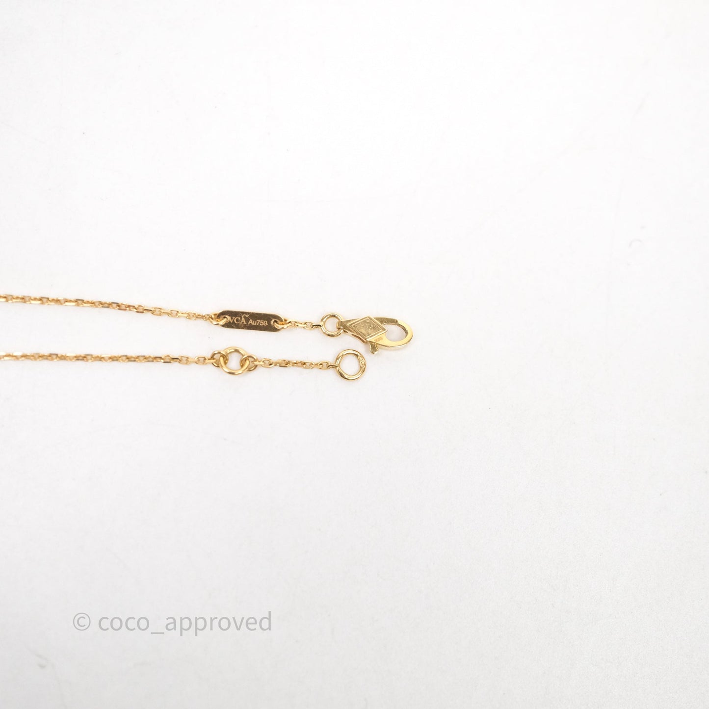 Van Cleef & Arpels White Mother-of-pearl Yellow Gold Set