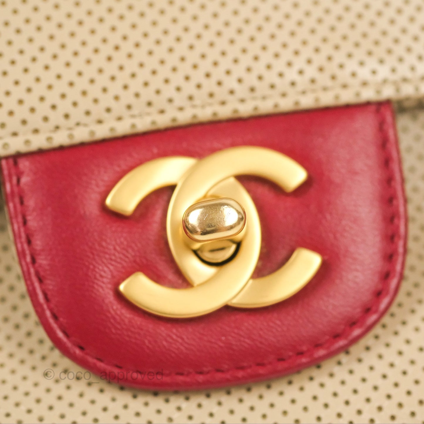 Chanel Vintage Medium Perforated Single Flap Beige/Red Matte Gold Hardware⁣⁣