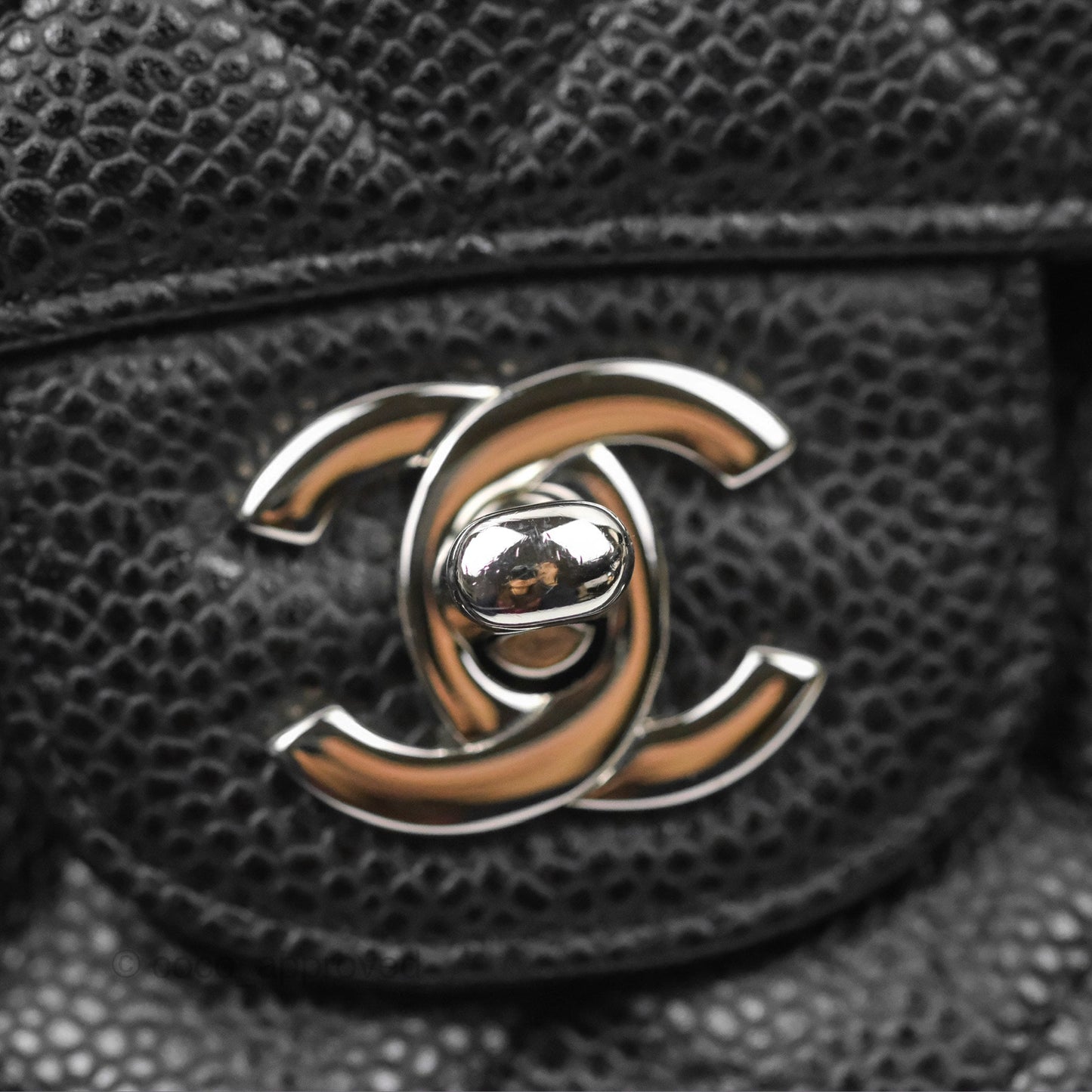 Chanel Classic M/L Medium Flap Quilted Black Caviar Silver Hardware