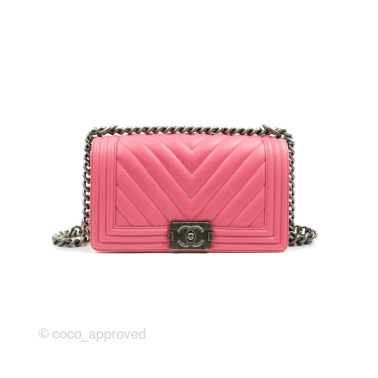 Chanel Medium Boy Chevron Pink Calfskin Ruthenium Hardware
