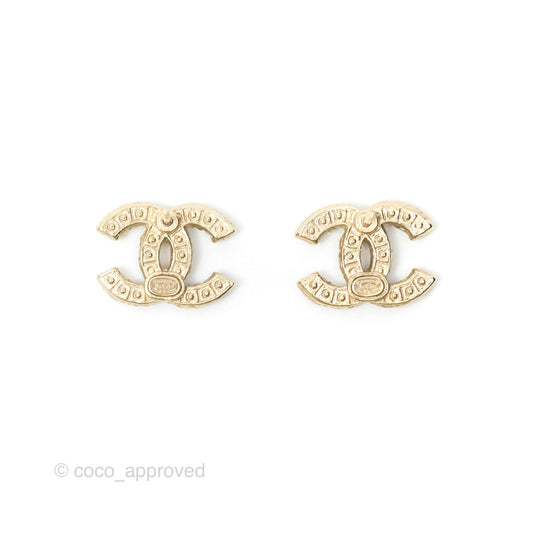 Chanel Pearl CC Earrings Gold Tone 23V
