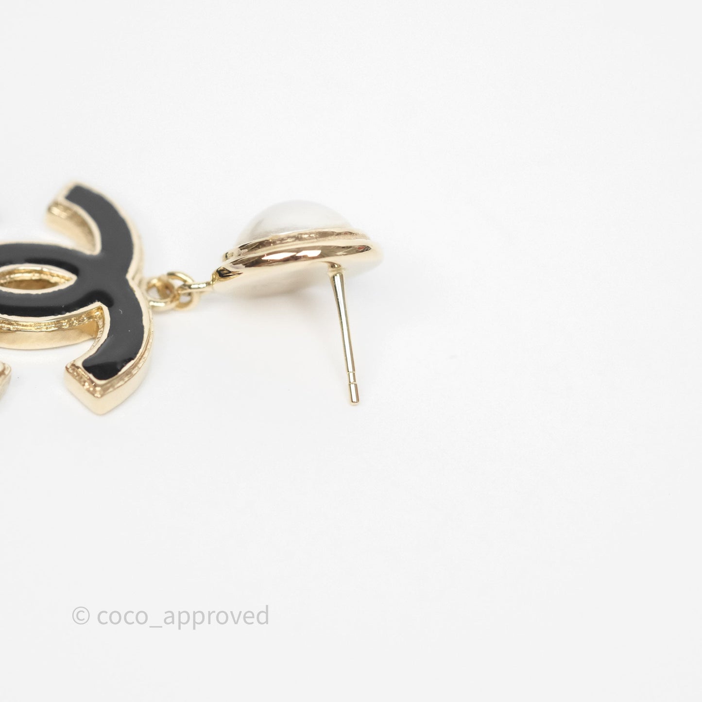 Chanel Round Pearl CC Black Resin Drop Earrings Gold Tone 22A