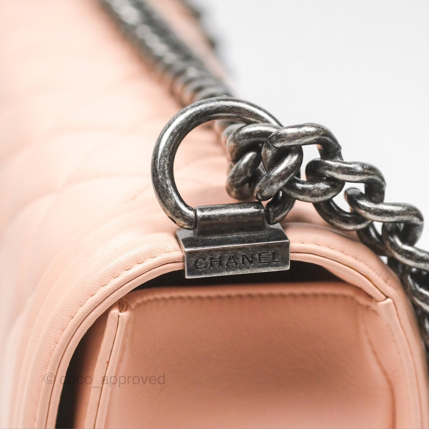 Chanel Quilted New Medium Boy Pink Lambskin Ruthenium Hardware