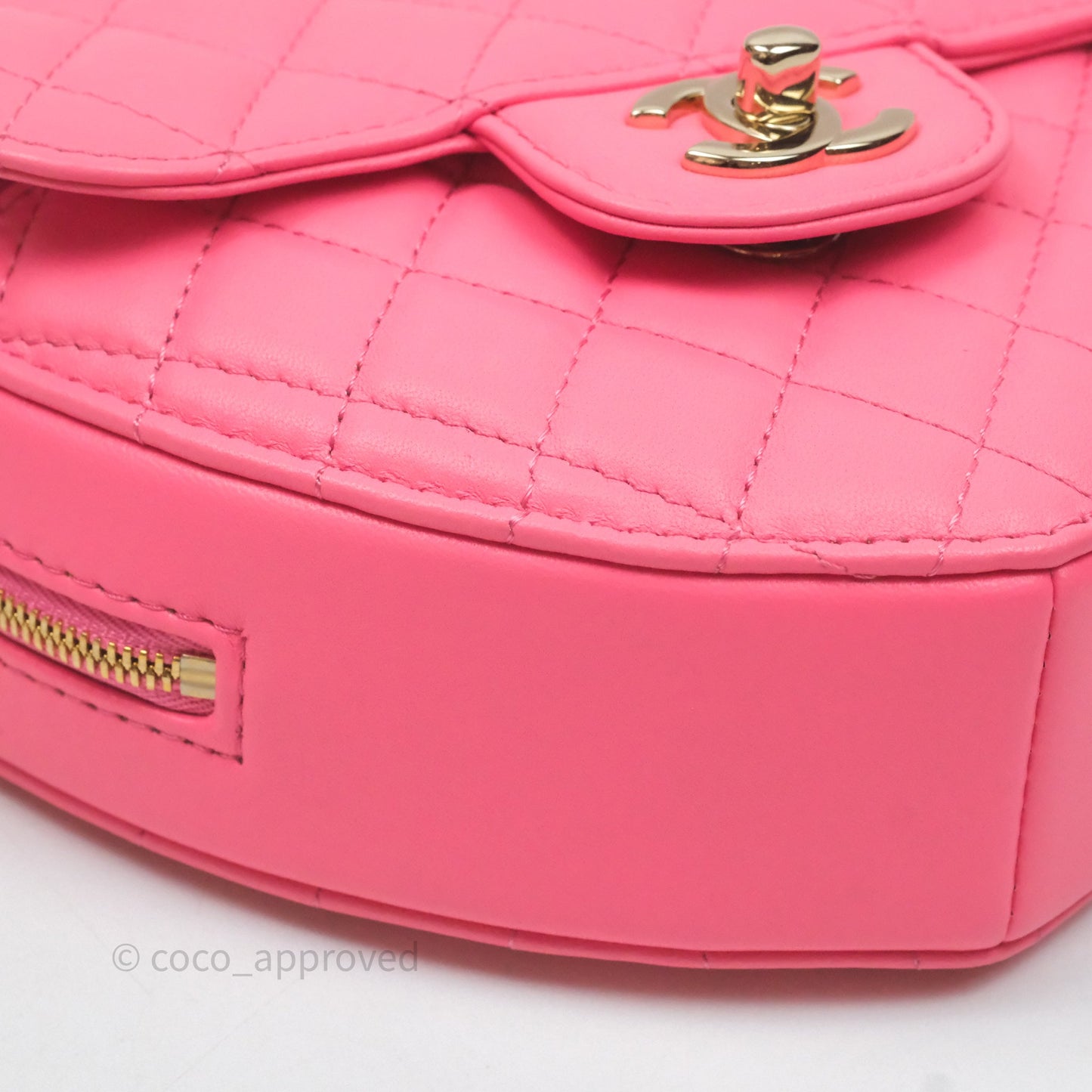 Chanel Large Heart Bag Pink Lambskin Gold Hardware 22S