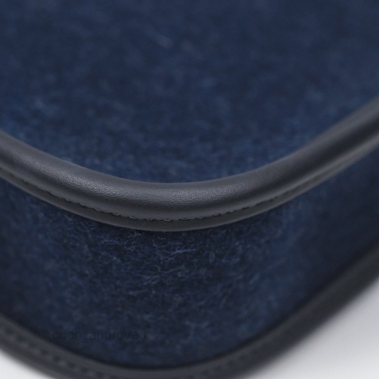 Hermès Mini Evelyne 16 Wooly Bleu Nuit 2Z / Swift Noir 89 Gold Hardware
