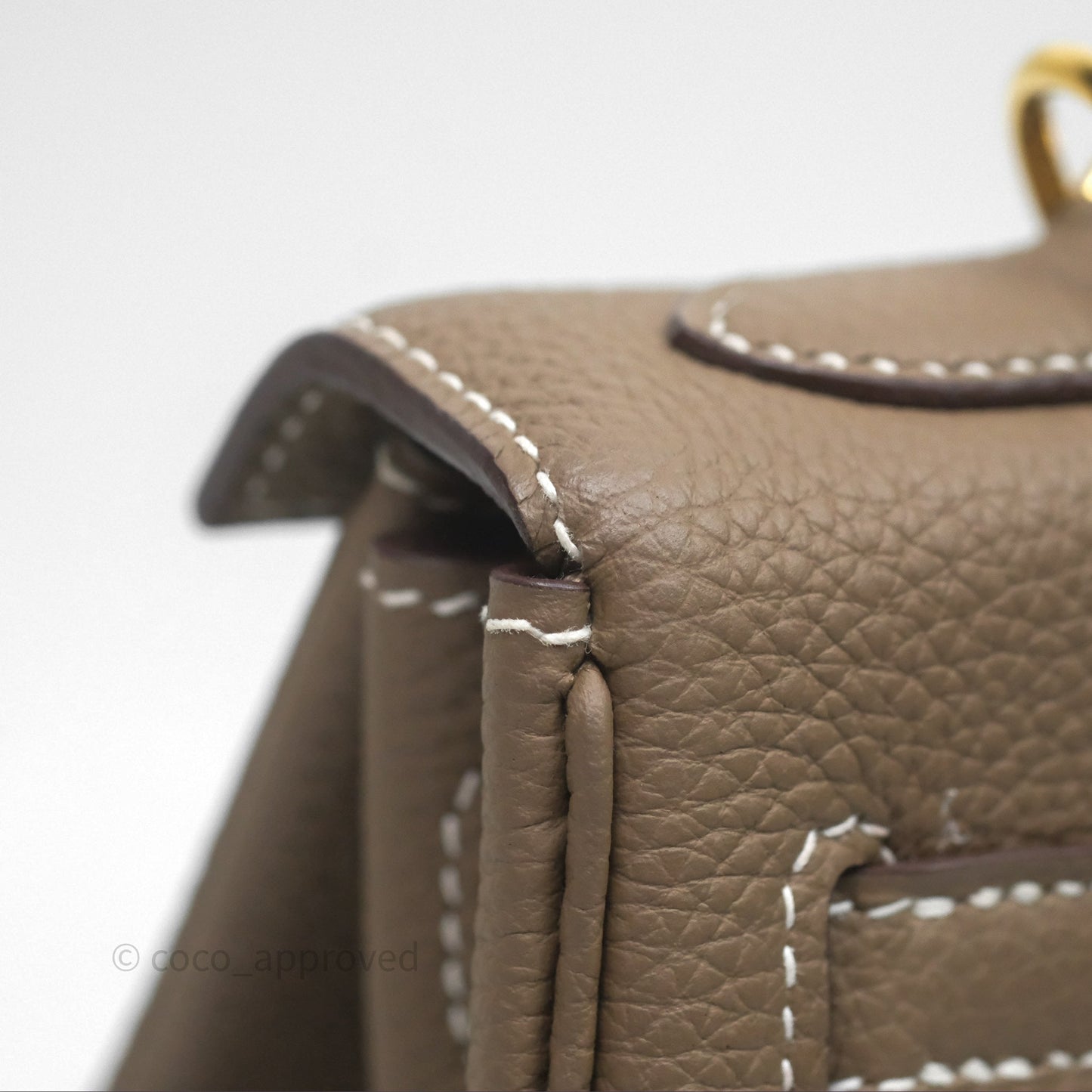 Hermès Retourne Kelly 25 Etoupe 18 Togo Gold Hardware