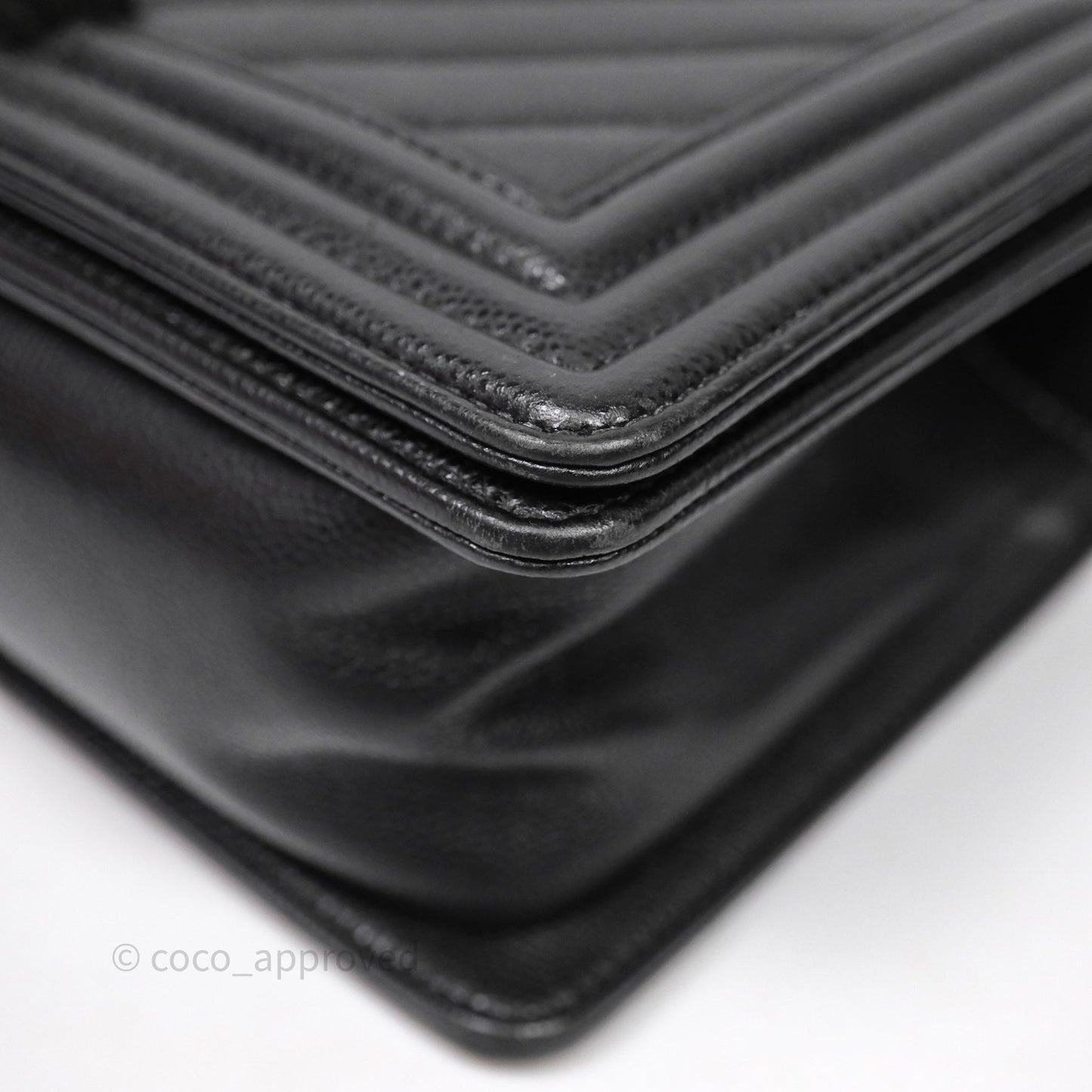 Chanel Medium Boy Chevron Black Caviar Ruthenium Hardware