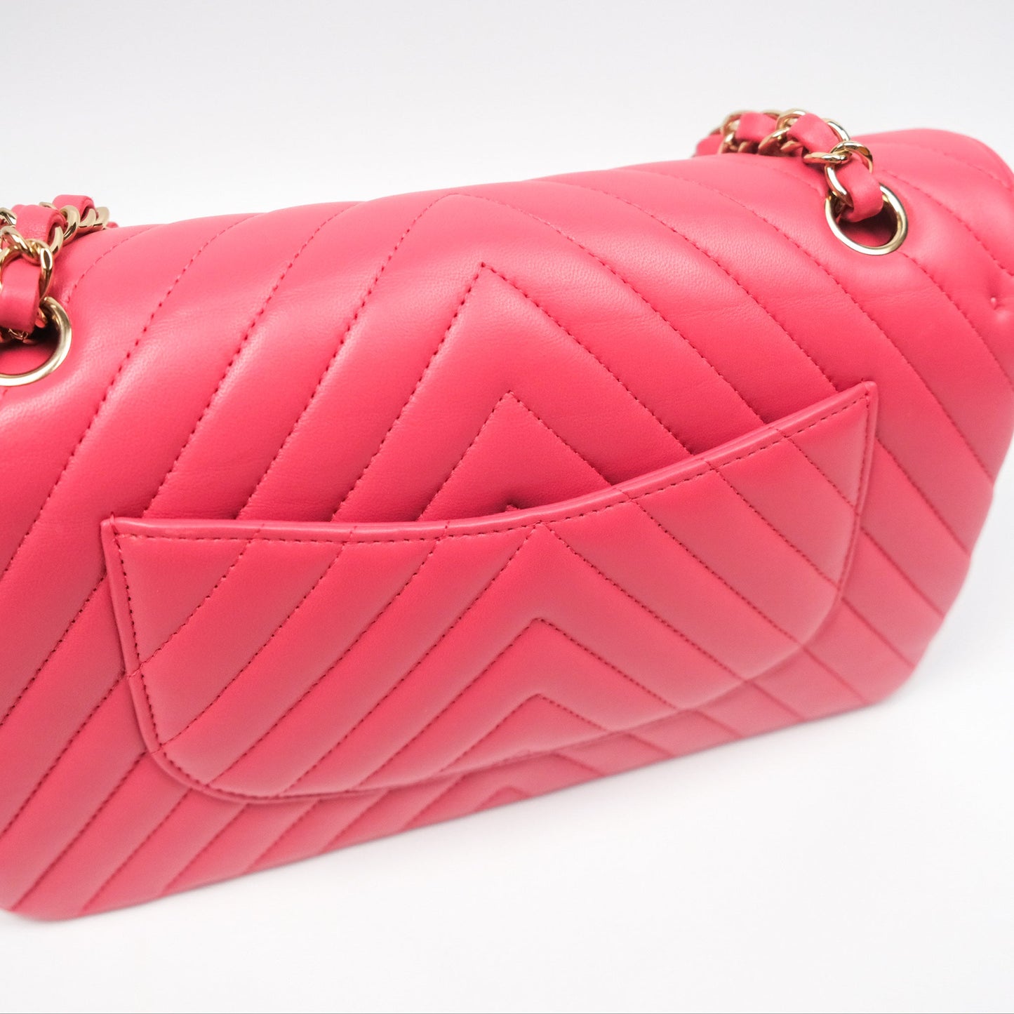 Chanel Medium Classic Flap Chevron Pink Lambskin Gold Hardware