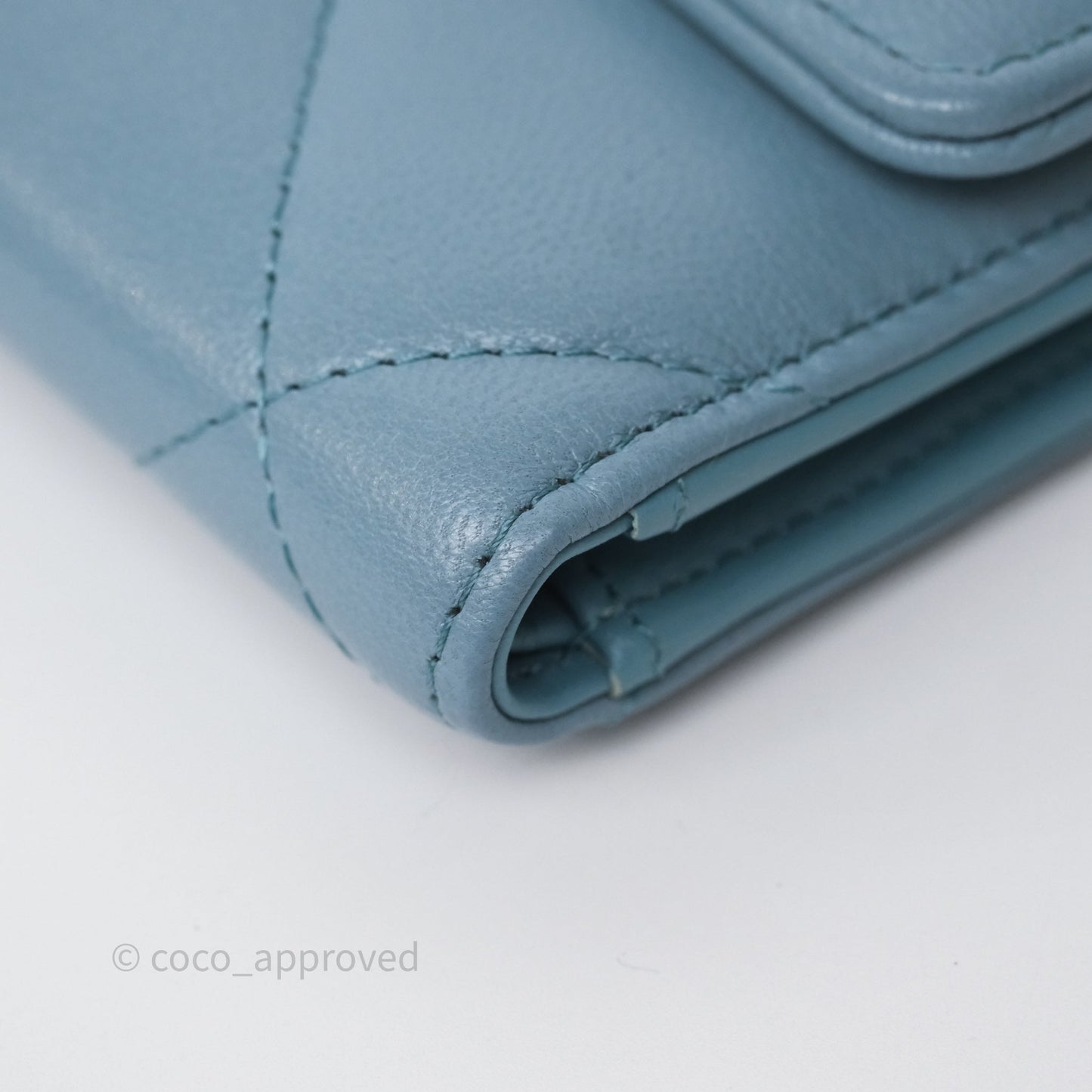 Chanel 19 Short Flap Wallet Cloud Blue Lambskin