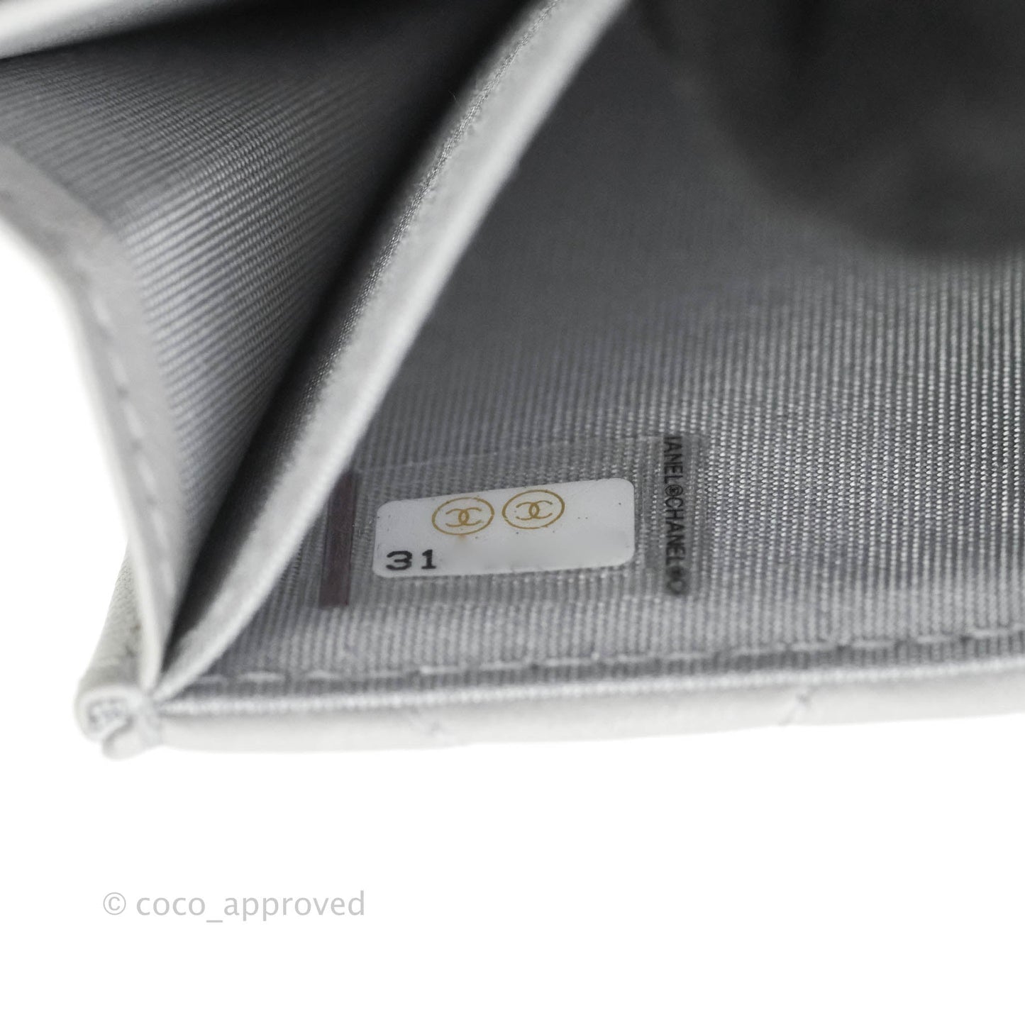 Chanel 19 Card Holder With Chain Grey Mixed Hardware