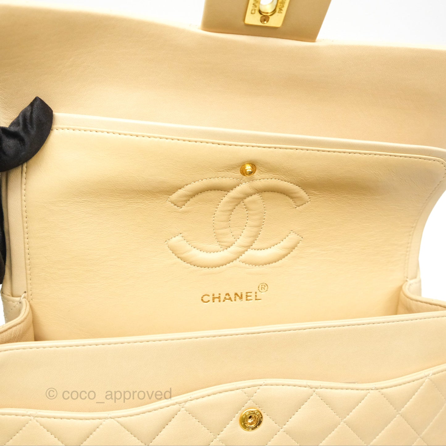 Chanel Vintage Medium Classic Flap Beige Lambskin 24K Gold Hardware