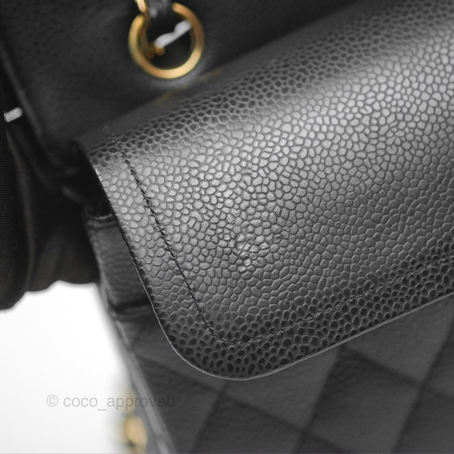 Chanel M/L Medium Classic Flap Quilted Black Caviar 24K Gold Hardware